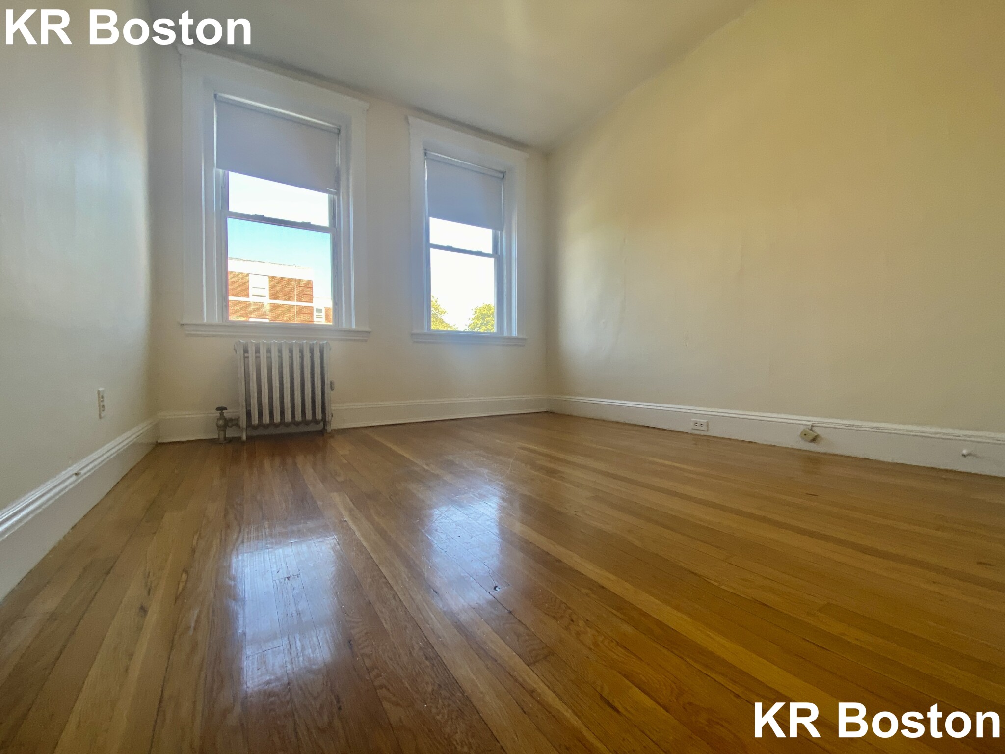 131 Washington St, Brighton