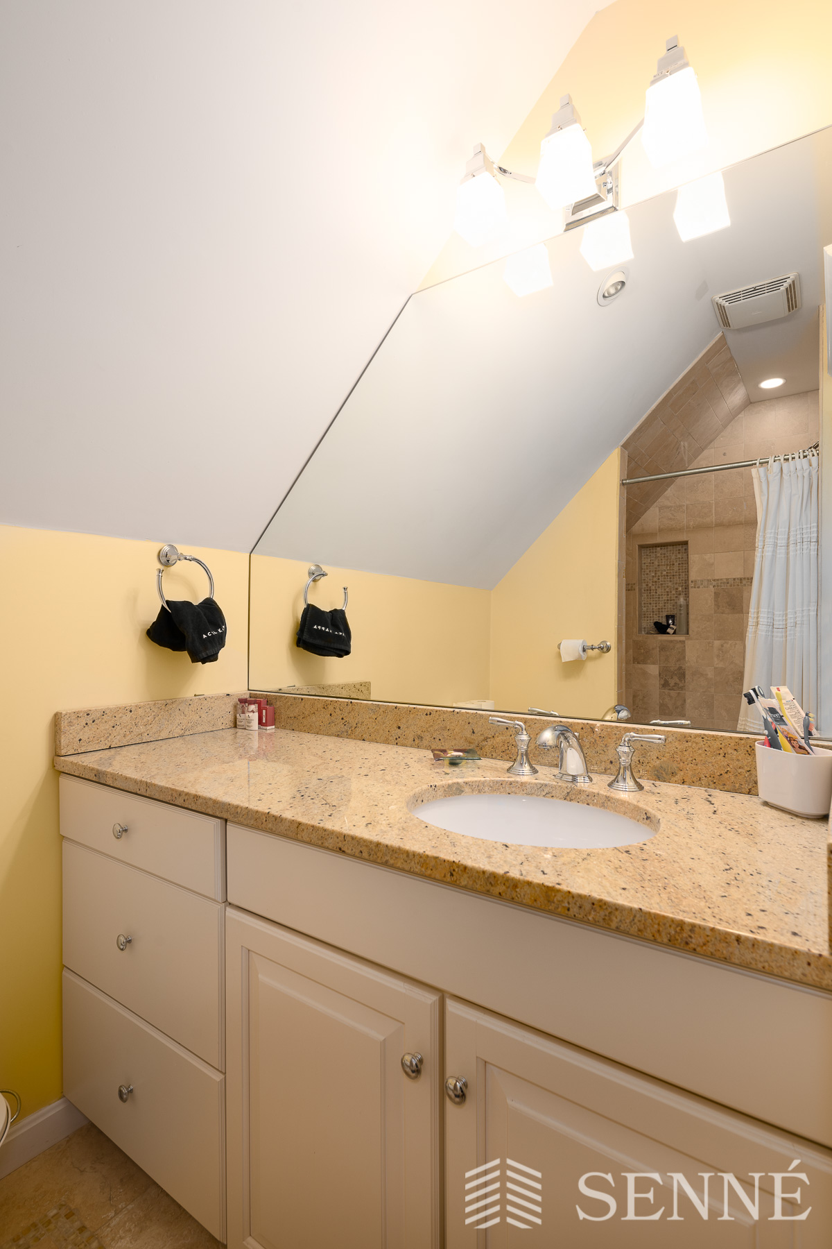 9 Meacham Rd, North Cambridge