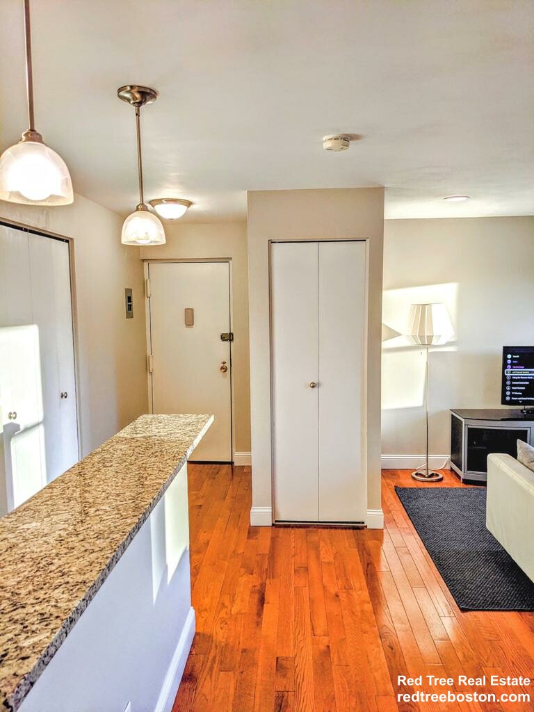 27 Bowdoin, Beacon Hill