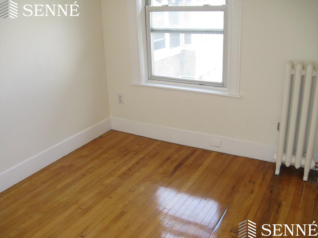 2 Sacramento St, Harvard Square