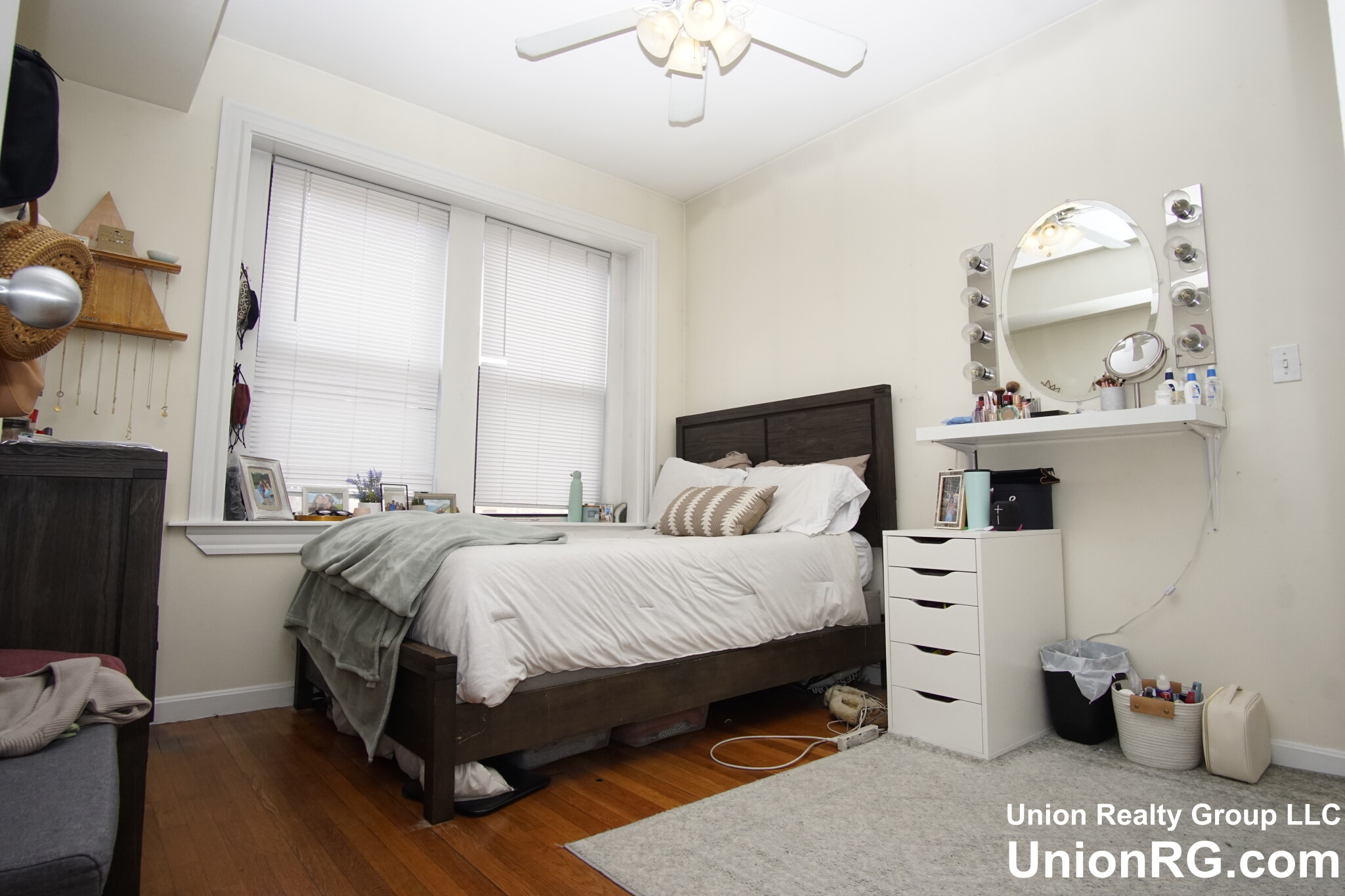 1942 Beacon St, Brighton