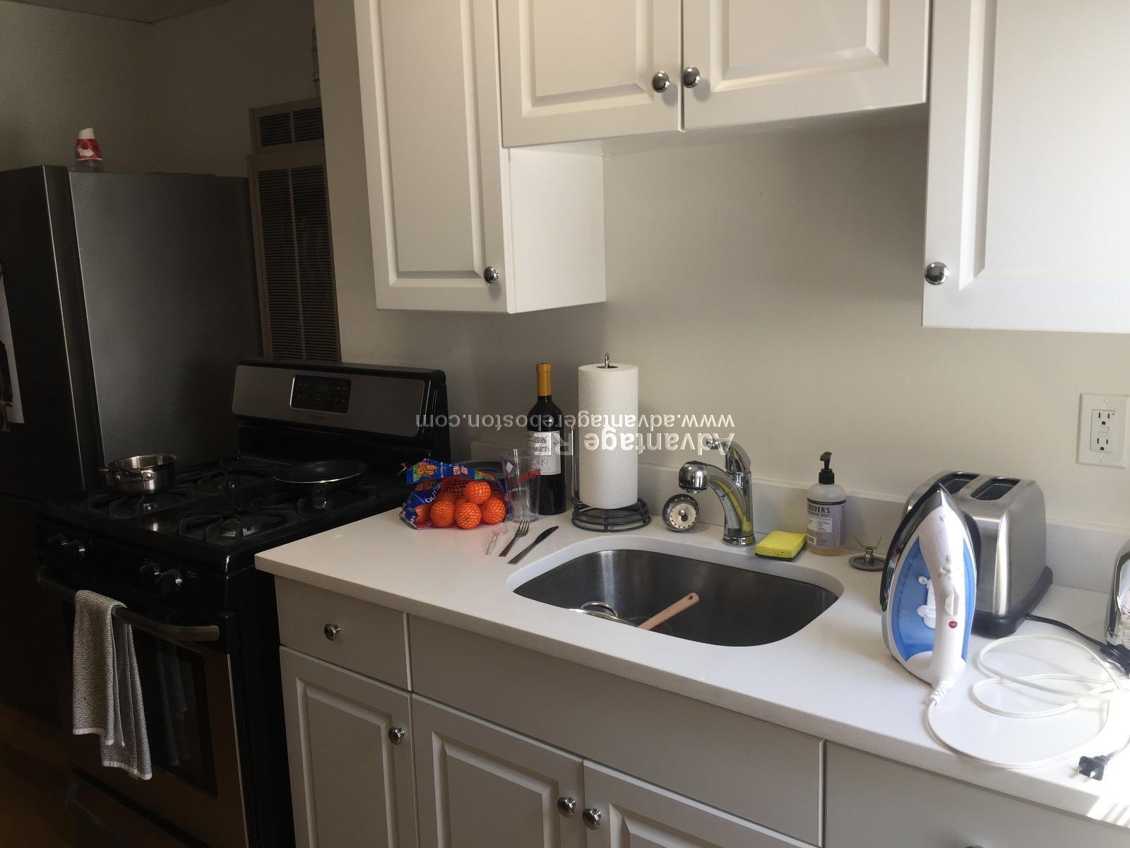 10 Wiget St, North End