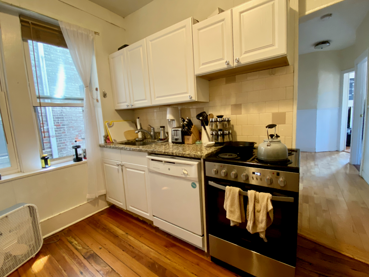 108 Myrtle St, Beacon Hill