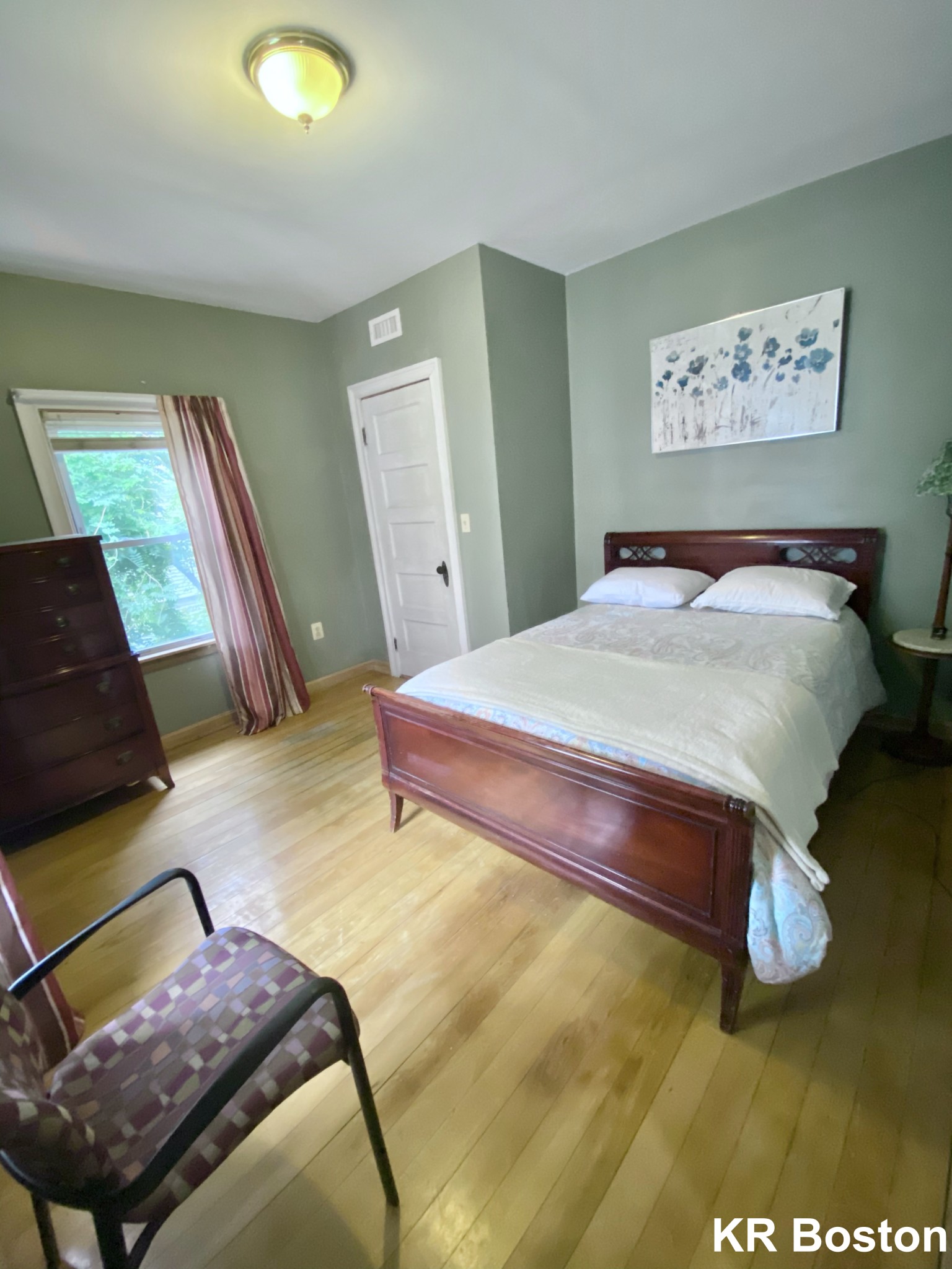 7 Holman St, Allston