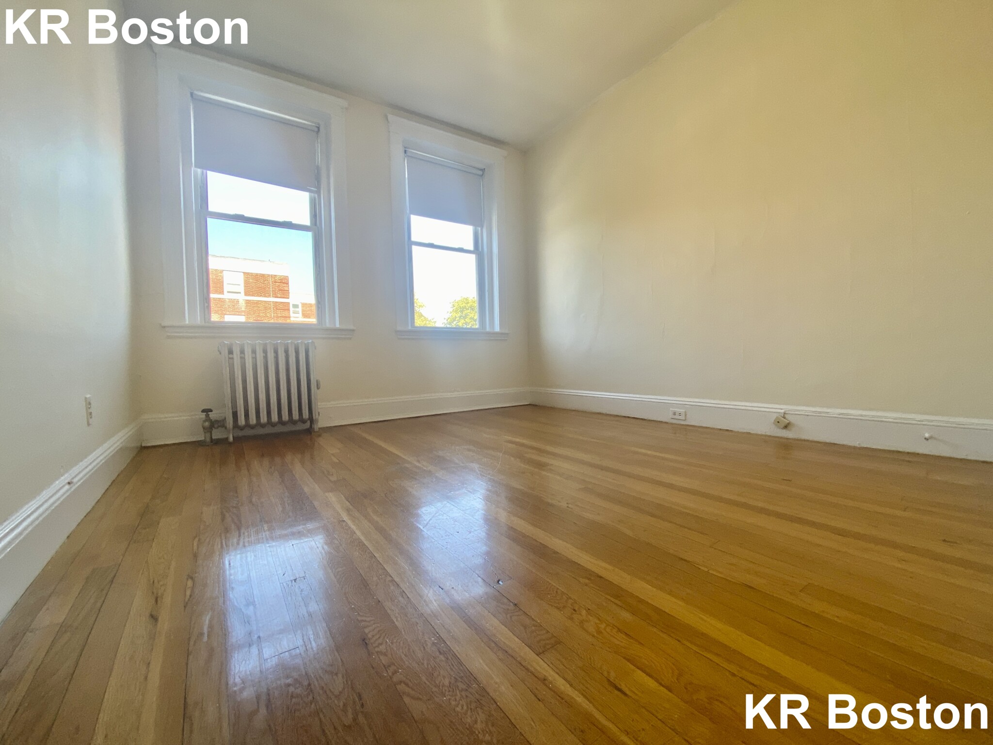 131 Washington St, Brighton