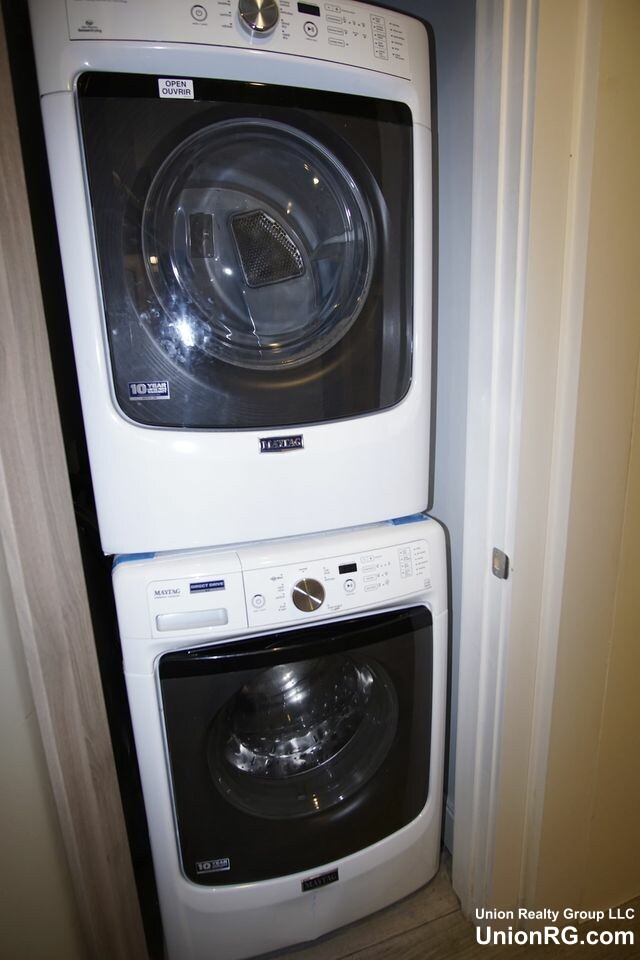 407 Dudley St, Roxbury