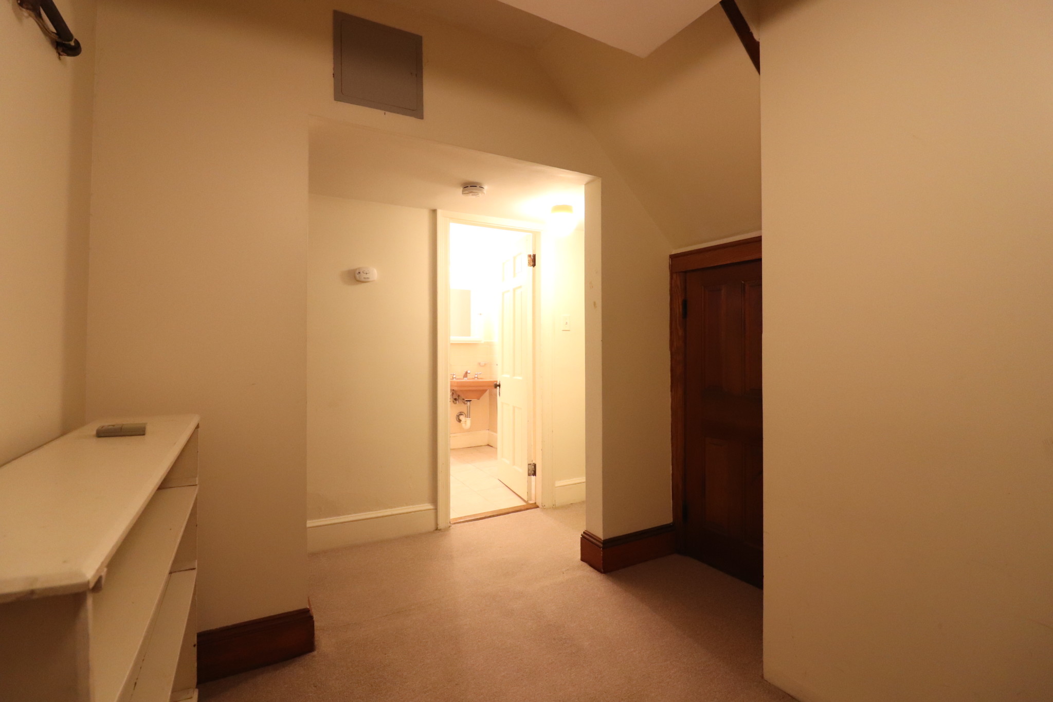 40 Blake Rd, Brookline Hills