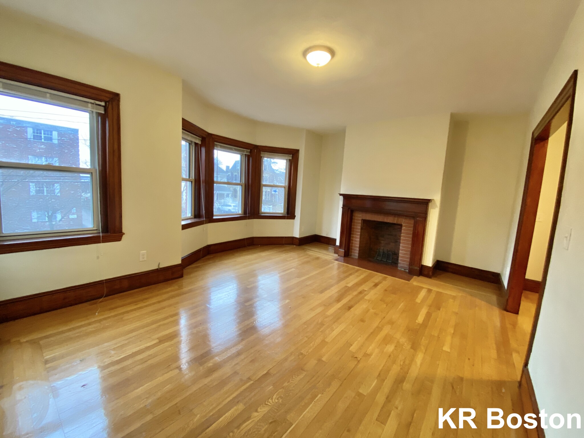 163 Summer St, Winter Hill