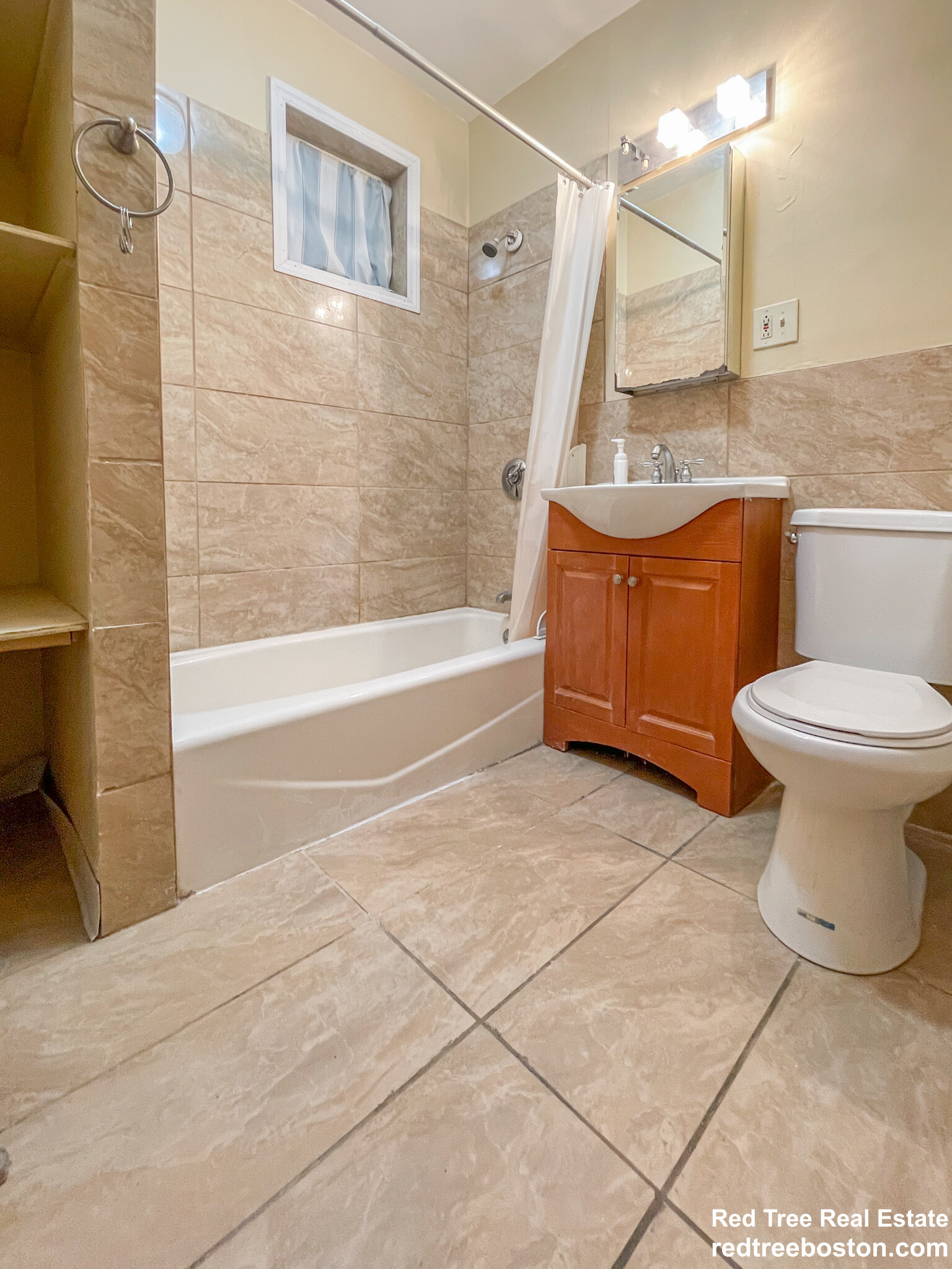 192 Kelton St, Allston