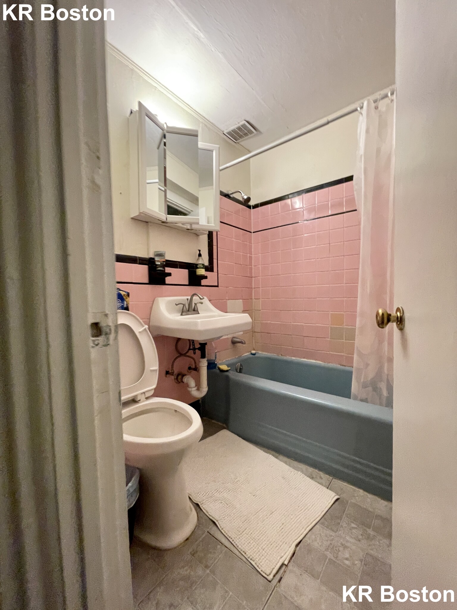 44 Bay State Rd, Fenway