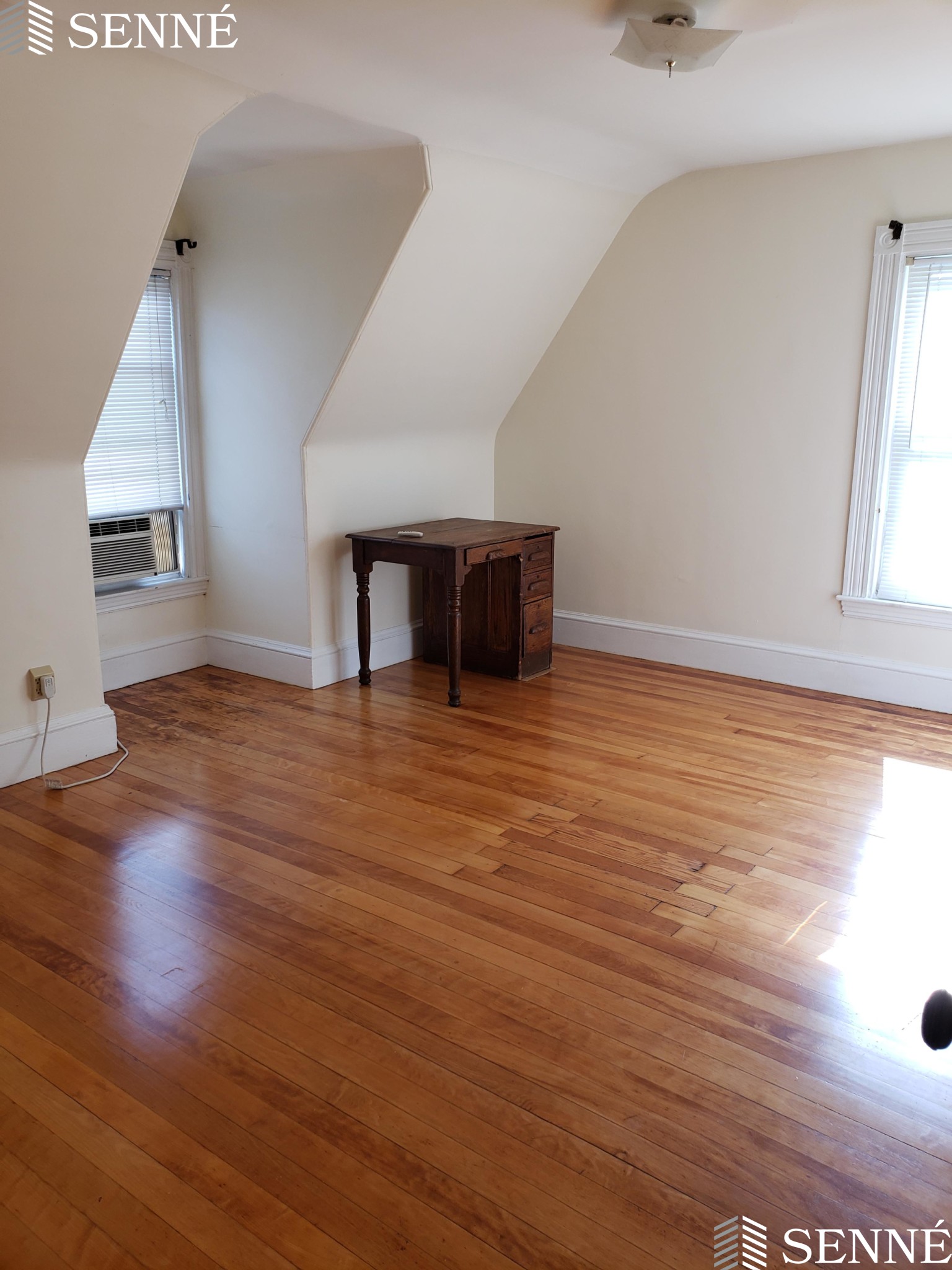 27 Hammond, Harvard Square