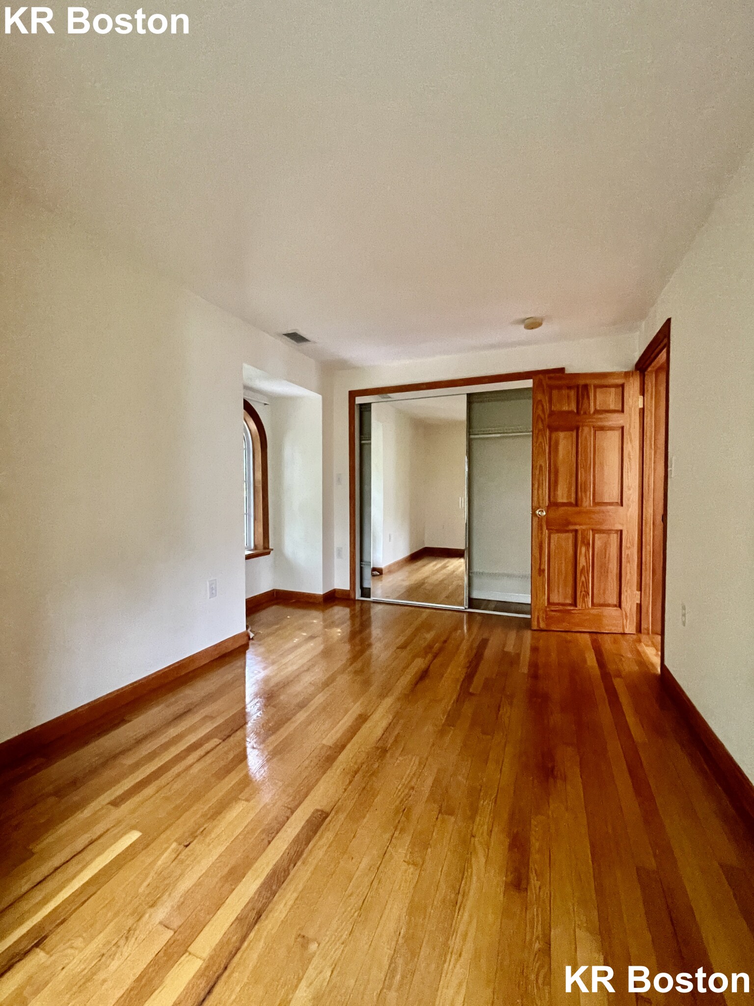 61 Rawson Rd, Washington Square