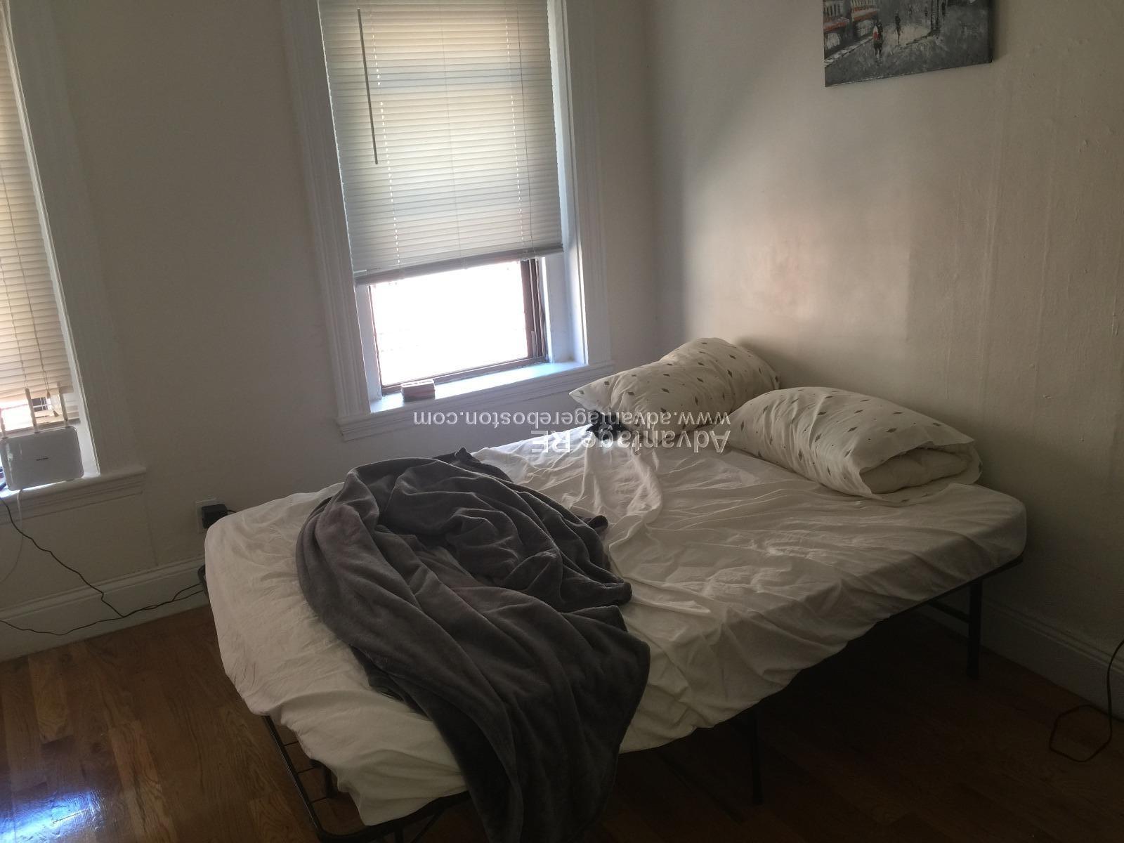 10 Wiget St, North End