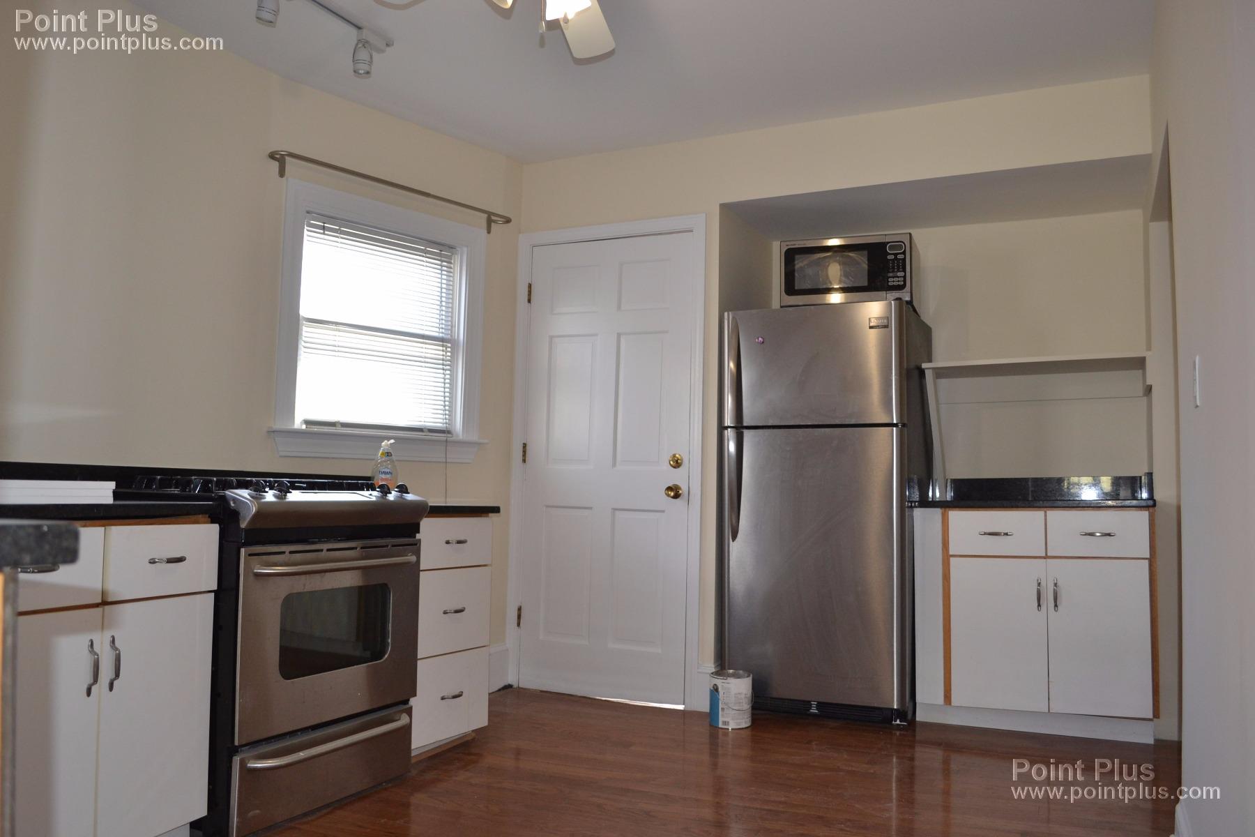 1 Porter Cir, Porter Square