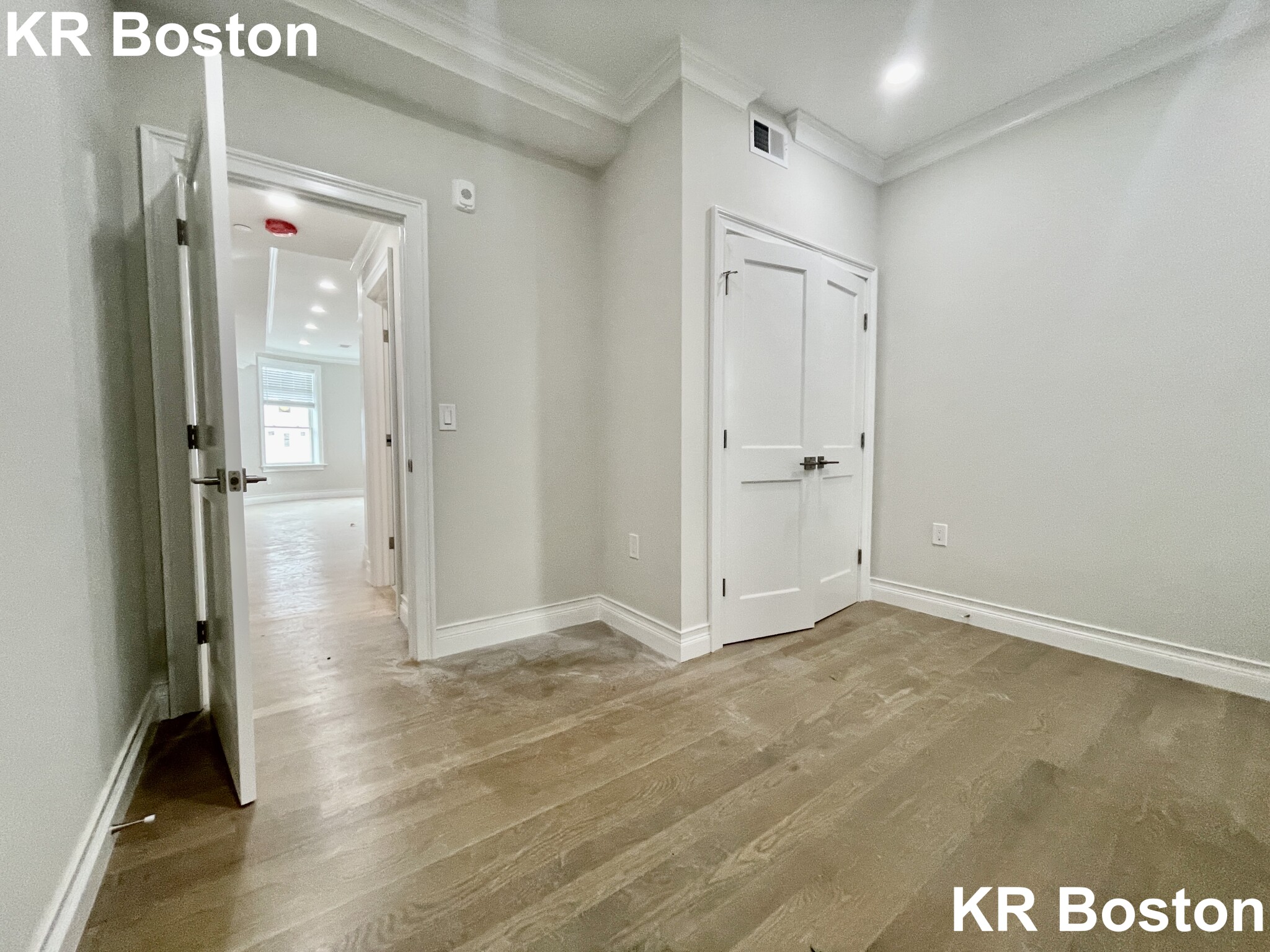 21 Mount Hood Rd, Brighton