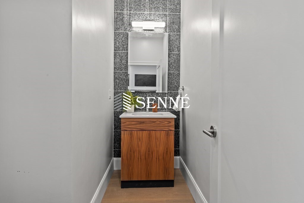 27 Winslow St, Harvard Square