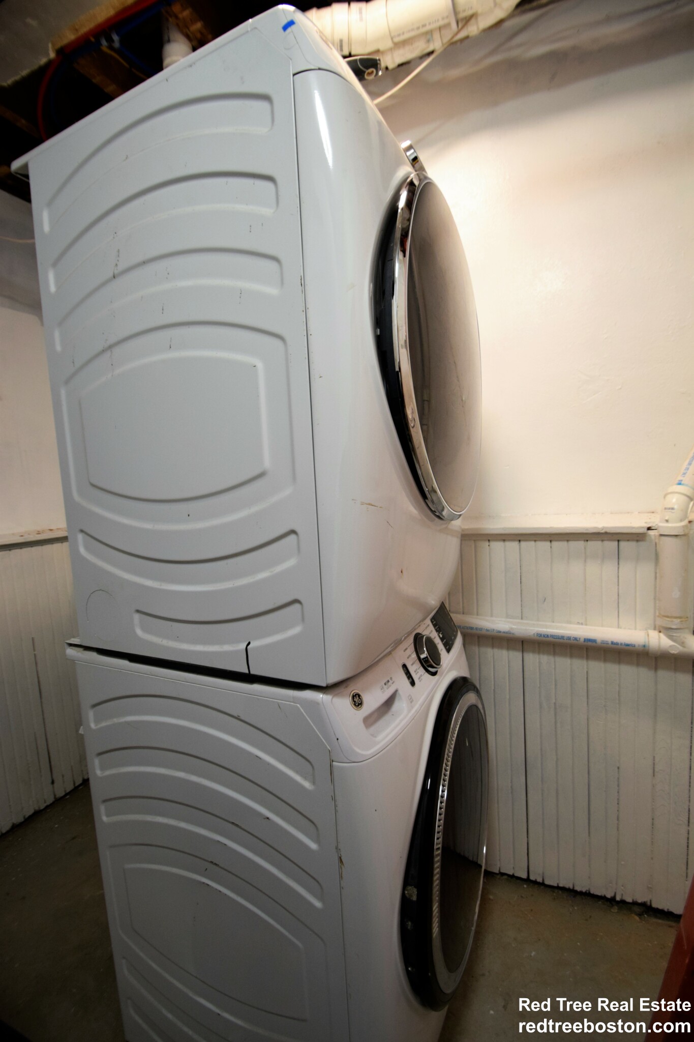 7 Strathmore Rd, Washington Square