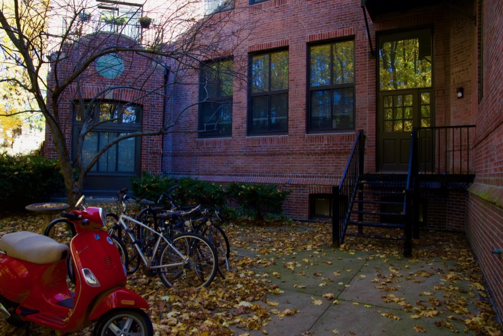 841 Parker St, Mission Hill