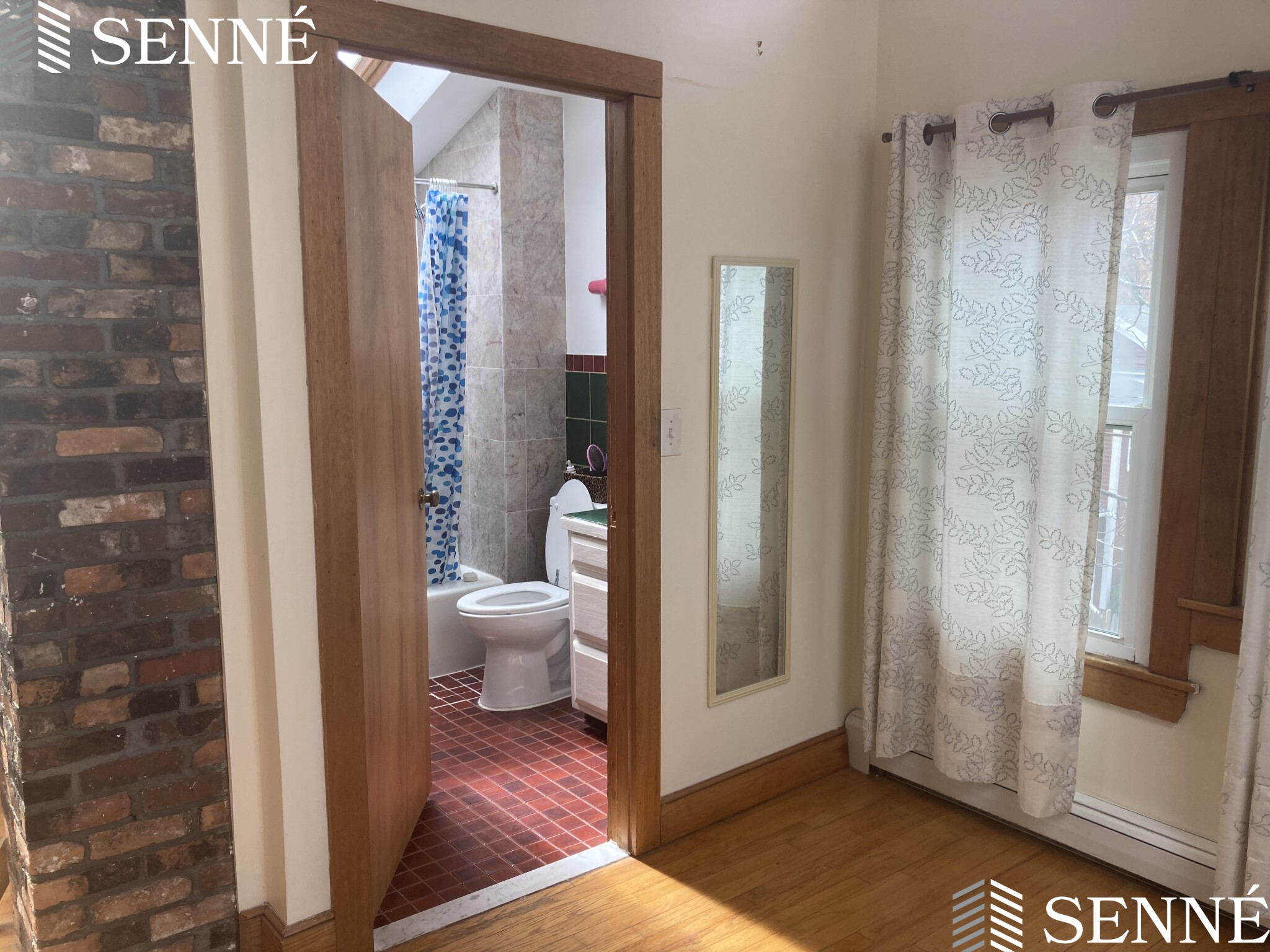 2 Inman Pl, Central Square