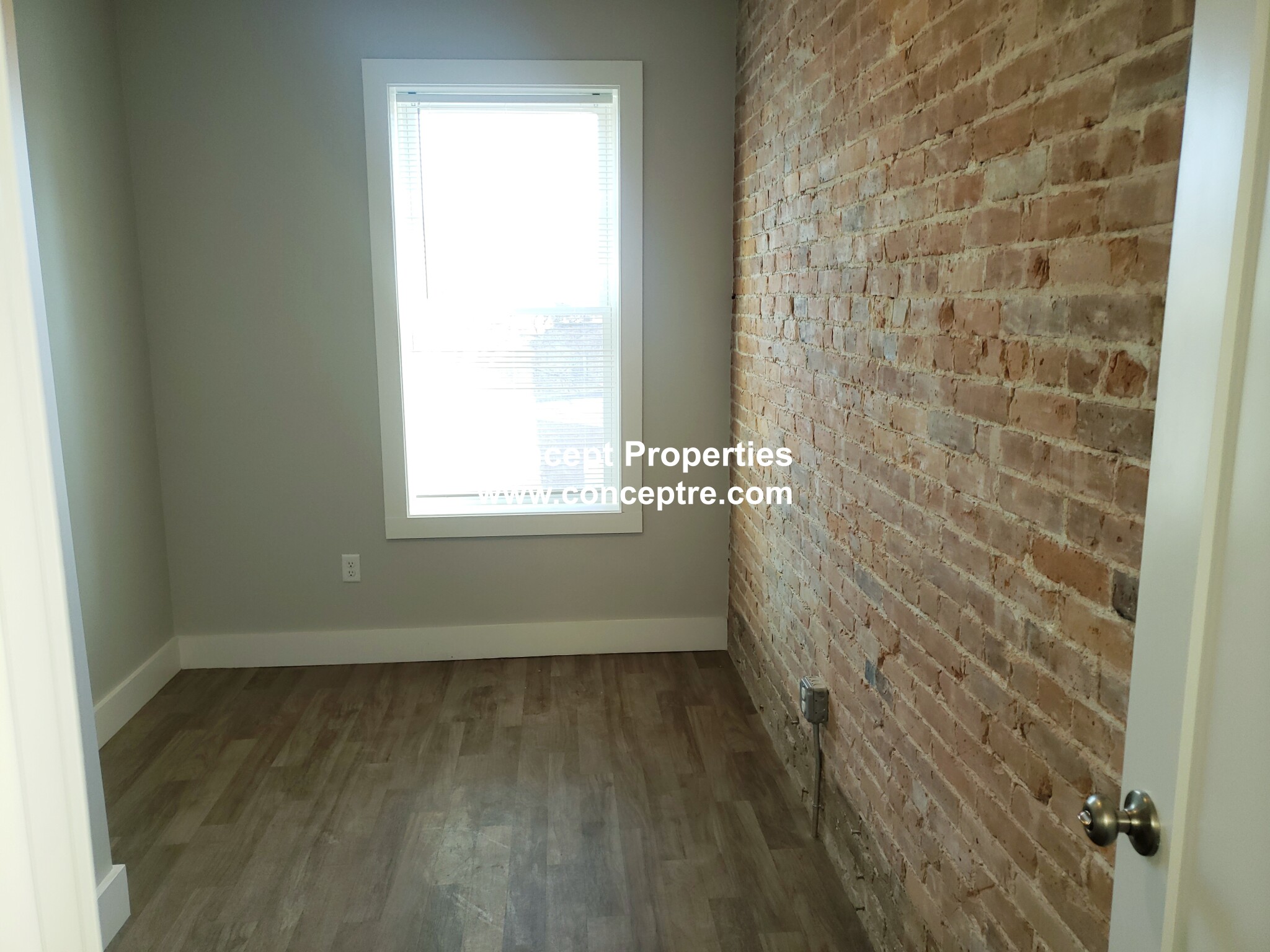 1907 Columbus Ave, Roxbury