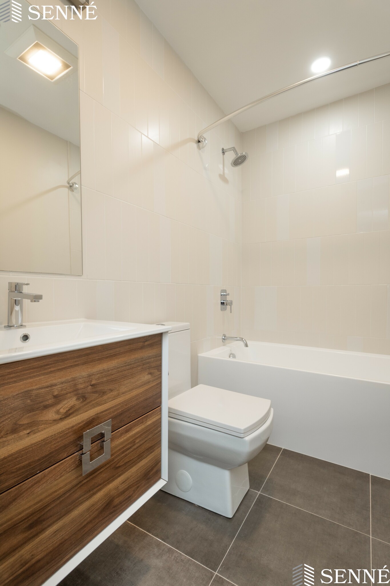 1472 Tremont, Mission Hill