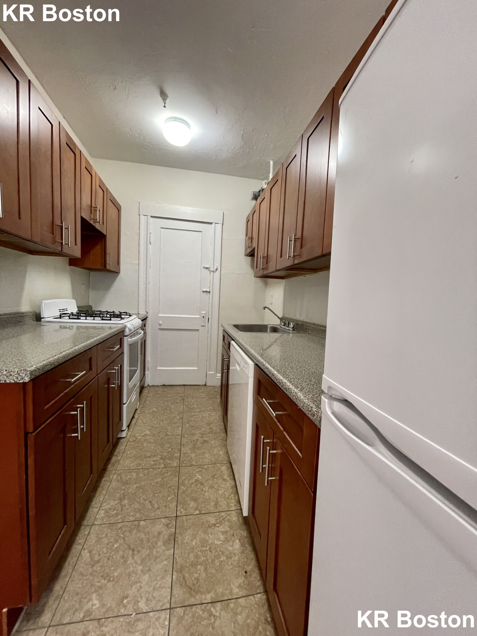 1171 Boyslton St, Fenway