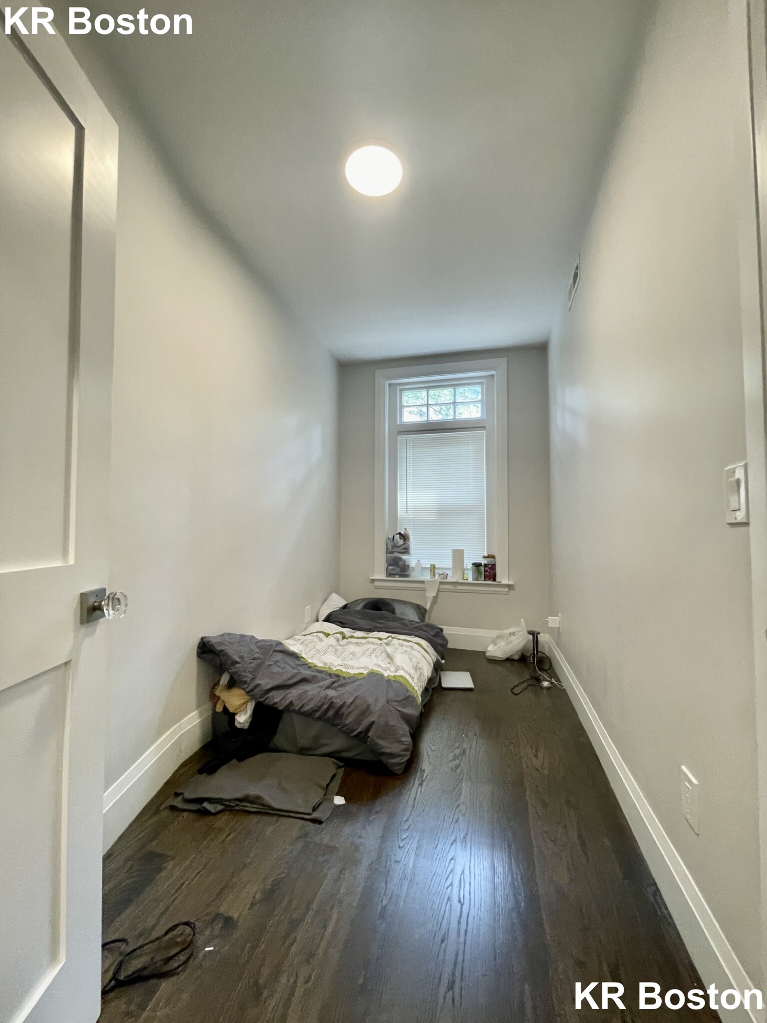 2 Strathmore Rd, Chestnut Hill