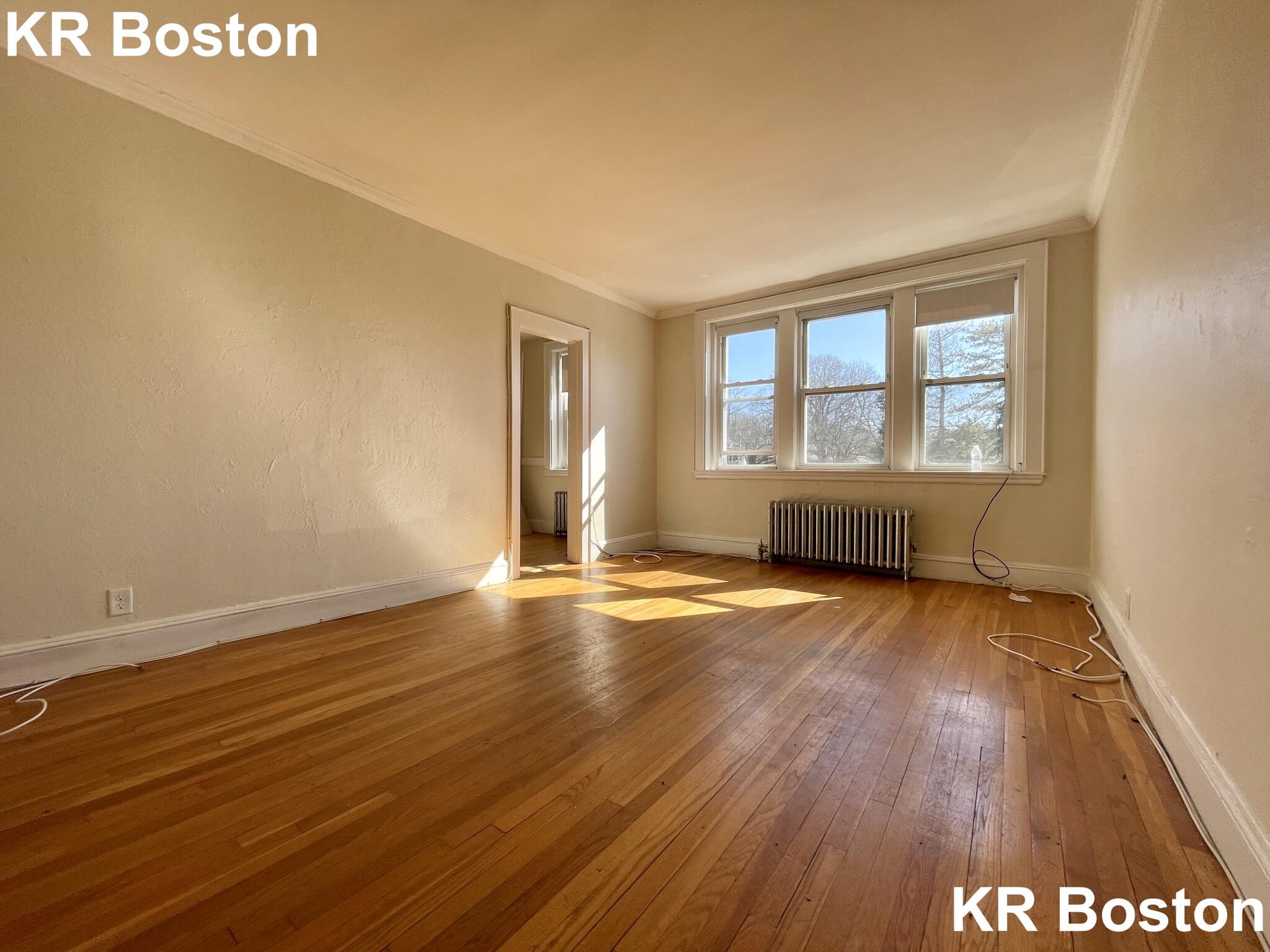 2045 Commonwealth Ave, Brighton