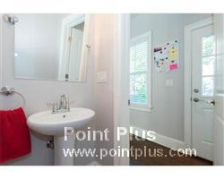 12 Dodge St, Cambridgeport