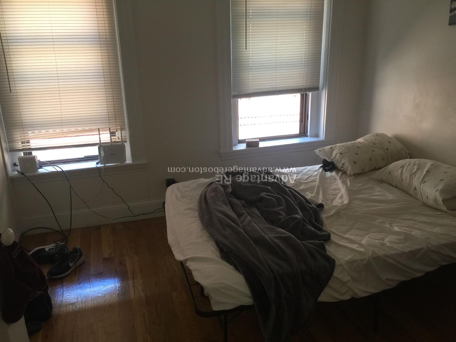 10 Wiget St, North End