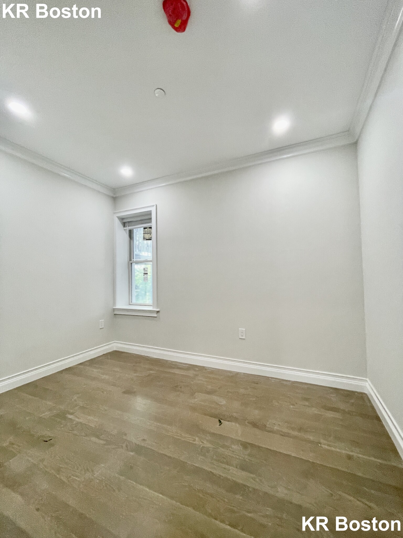 13 Mount Hood Rd, Brighton