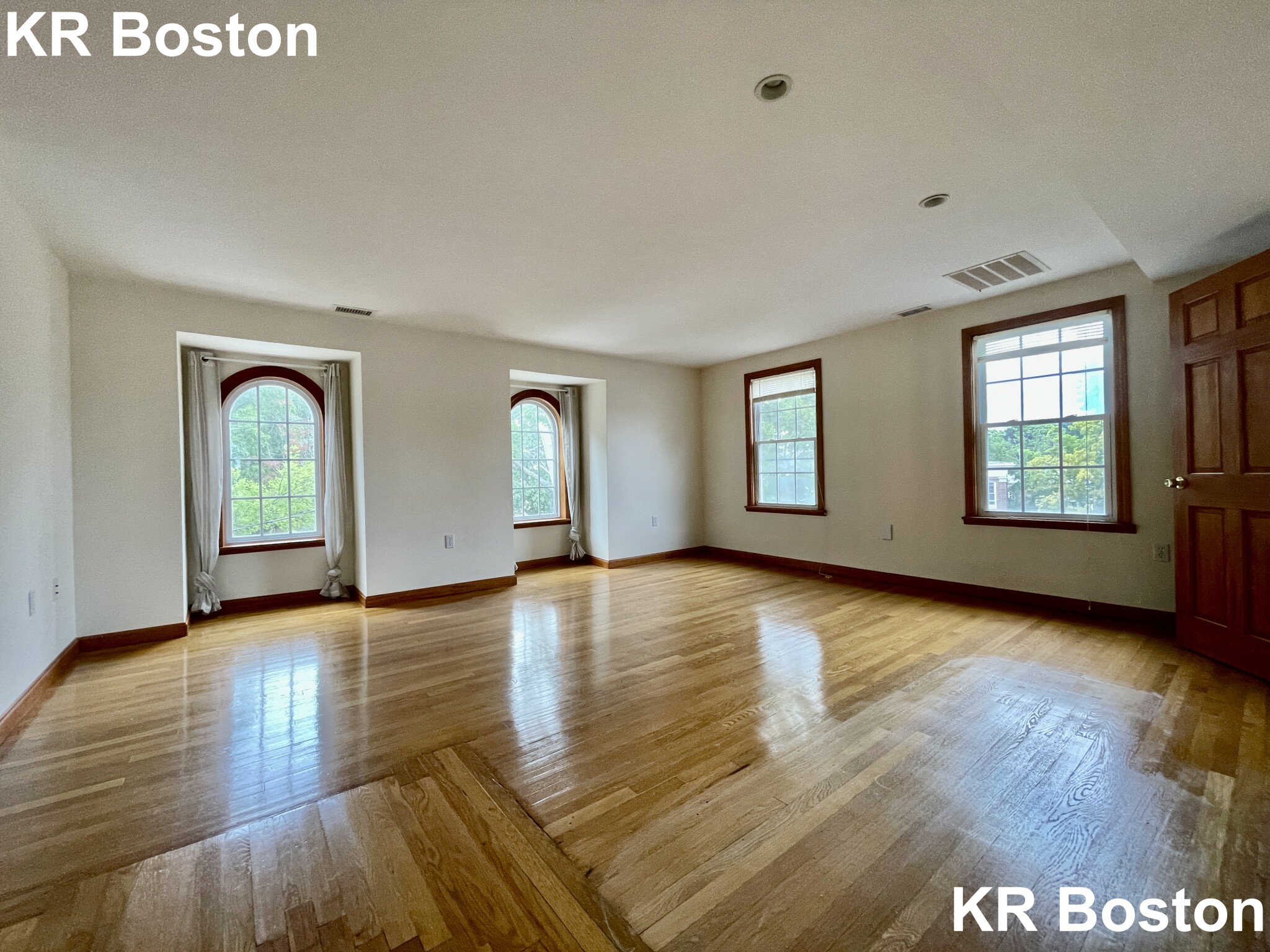 51 Rawson Rd, Brookline Hills