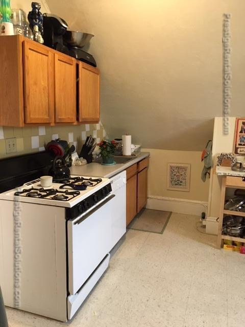 40 Ridgemont St, Allston