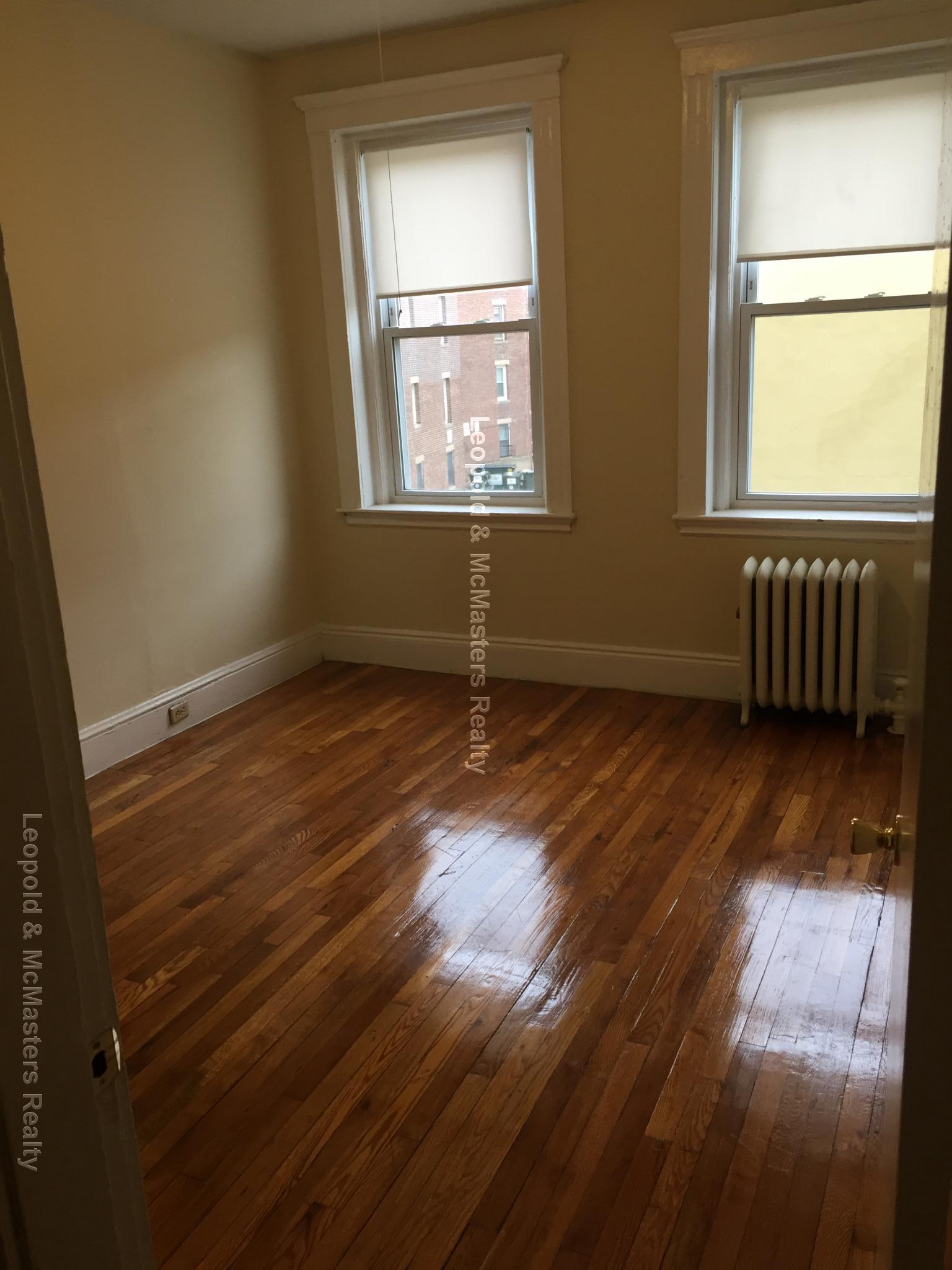 228 Kelton St, Allston