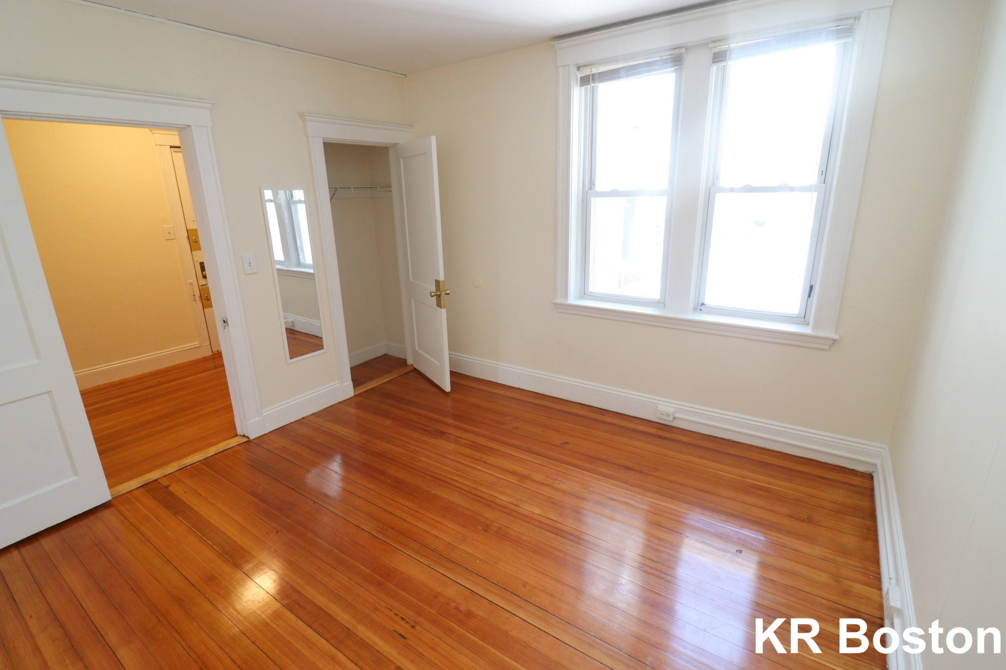 514 Cambridge St, Allston