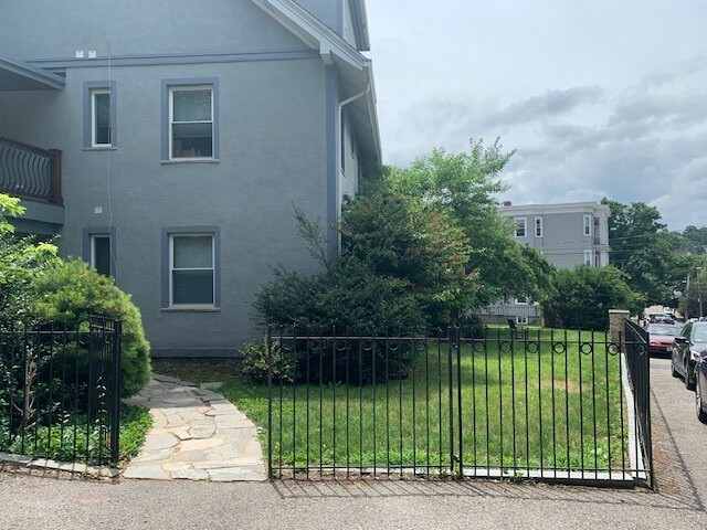 33 Justin Rd, Brighton