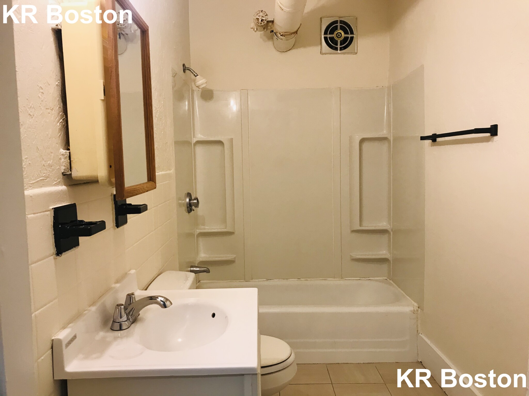 1202 Massachusetts Ave, Harvard Square