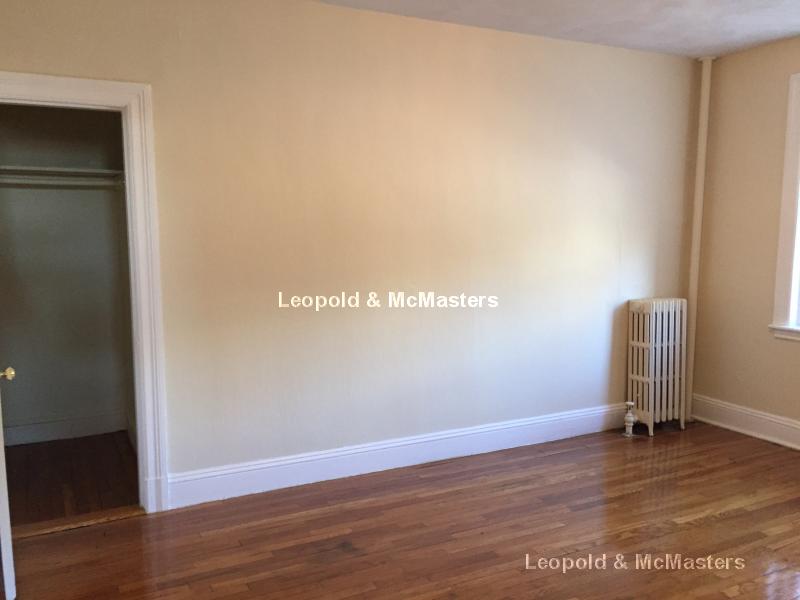 41 Chestnut Hill Ave, Brighton