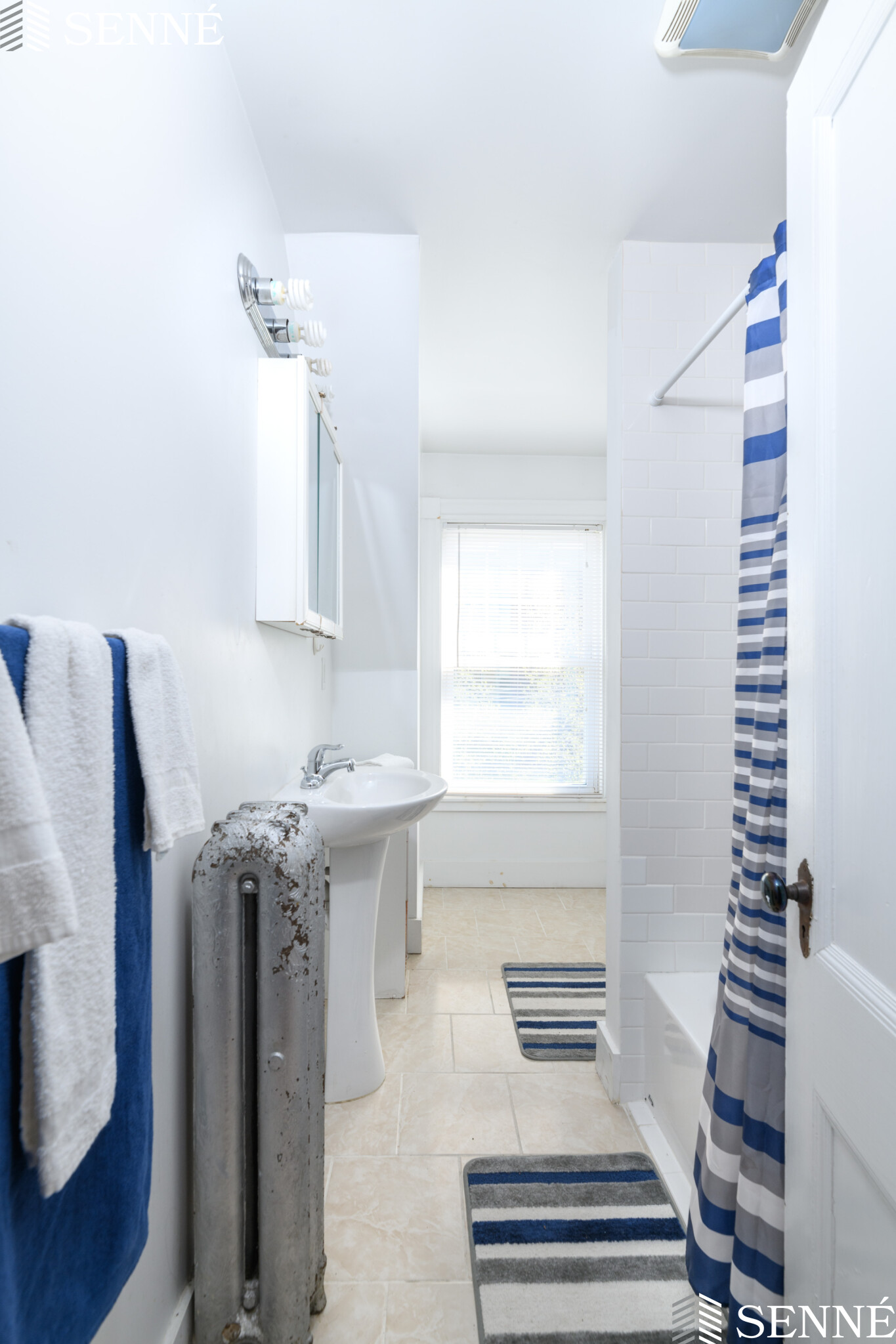 27 Hammond St, Harvard Square