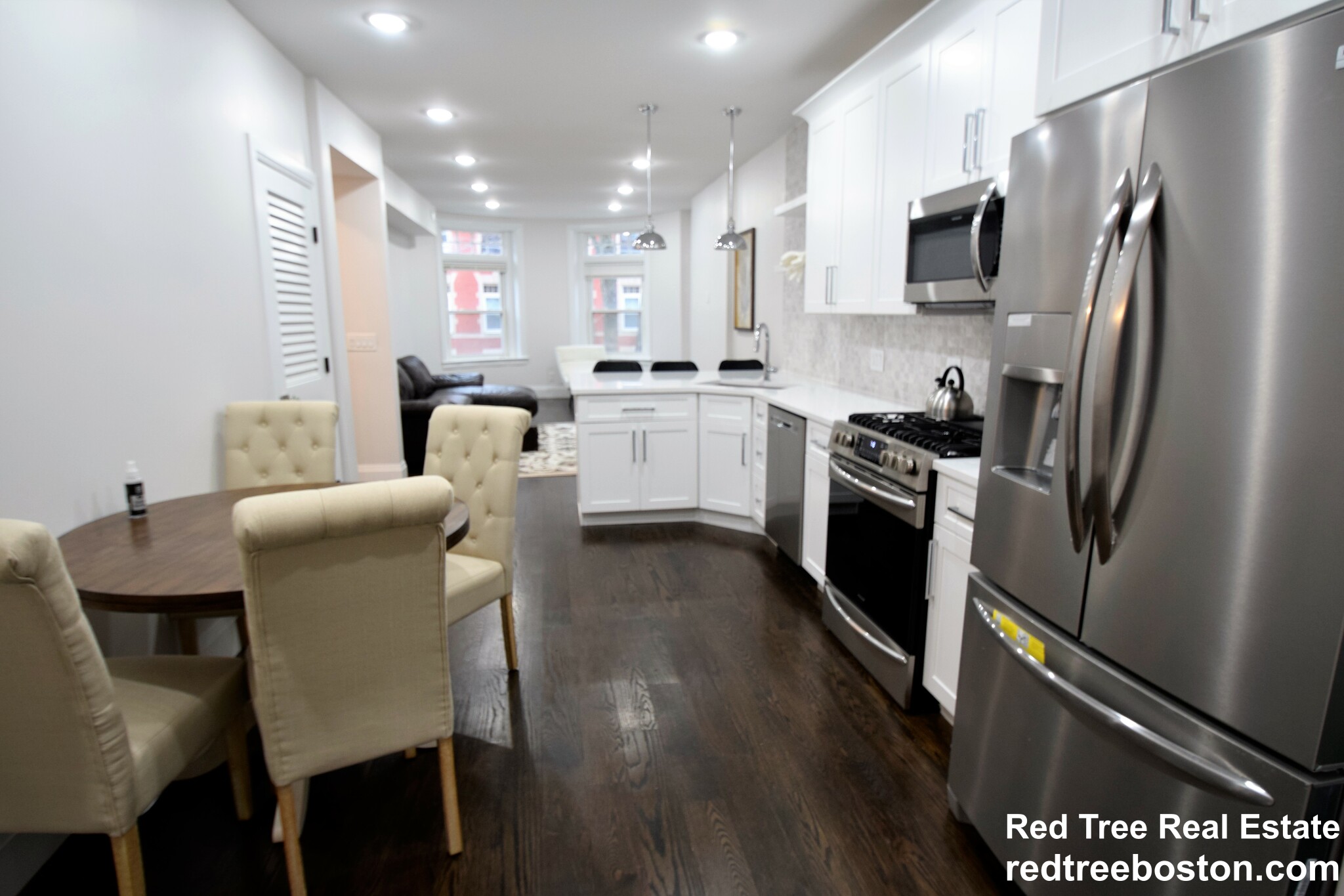 7 Strathmore Rd, Washington Square