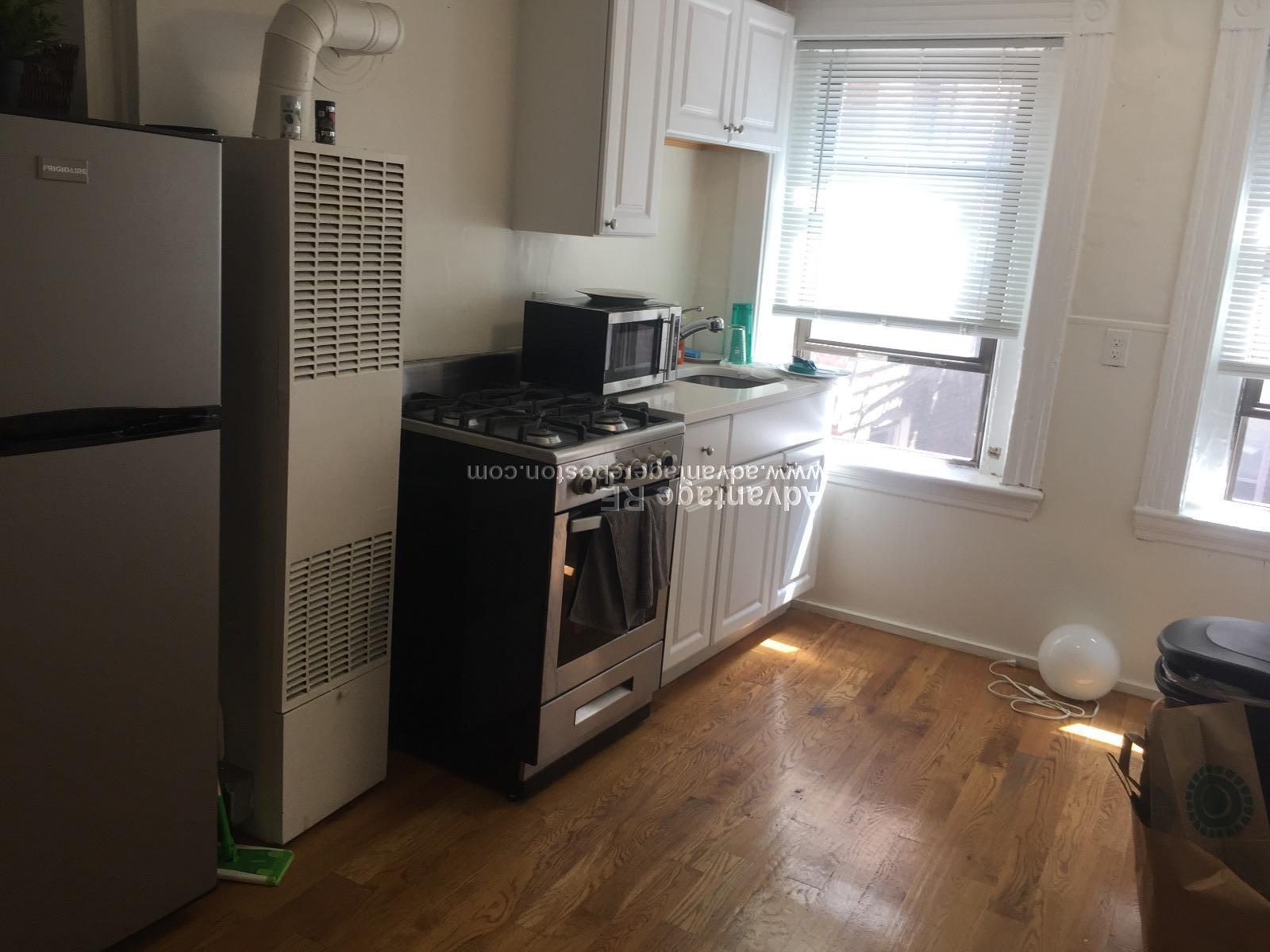 10 Wiget St, North End