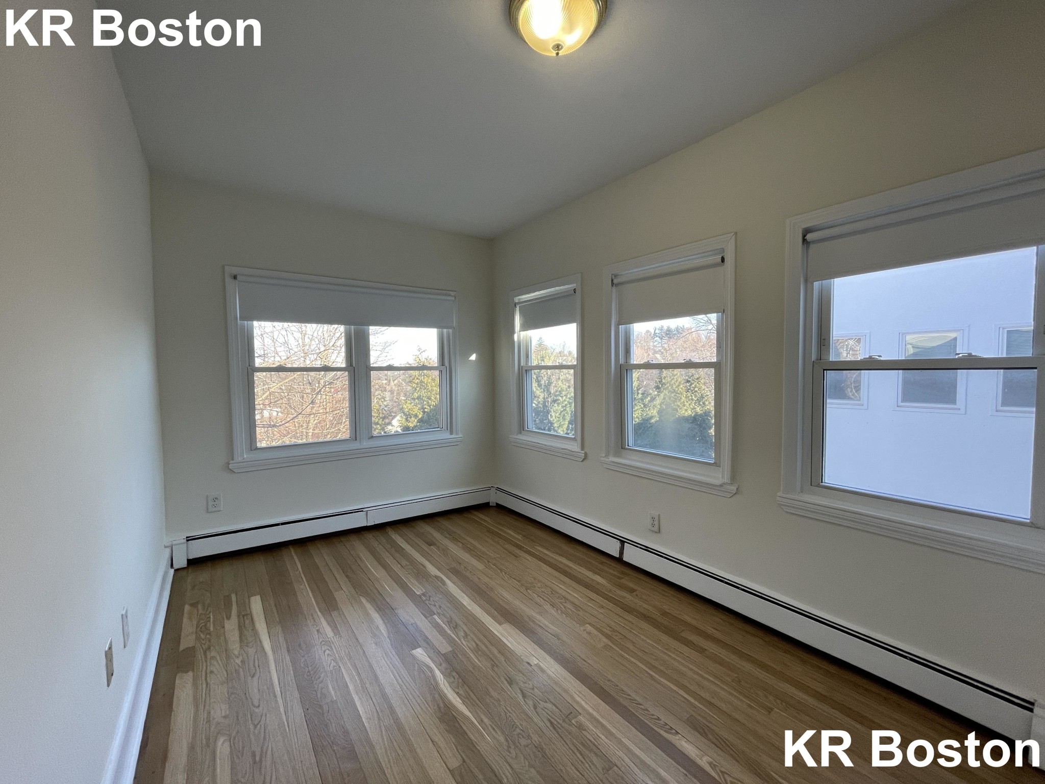 26 Fairbanks St, Washington Square