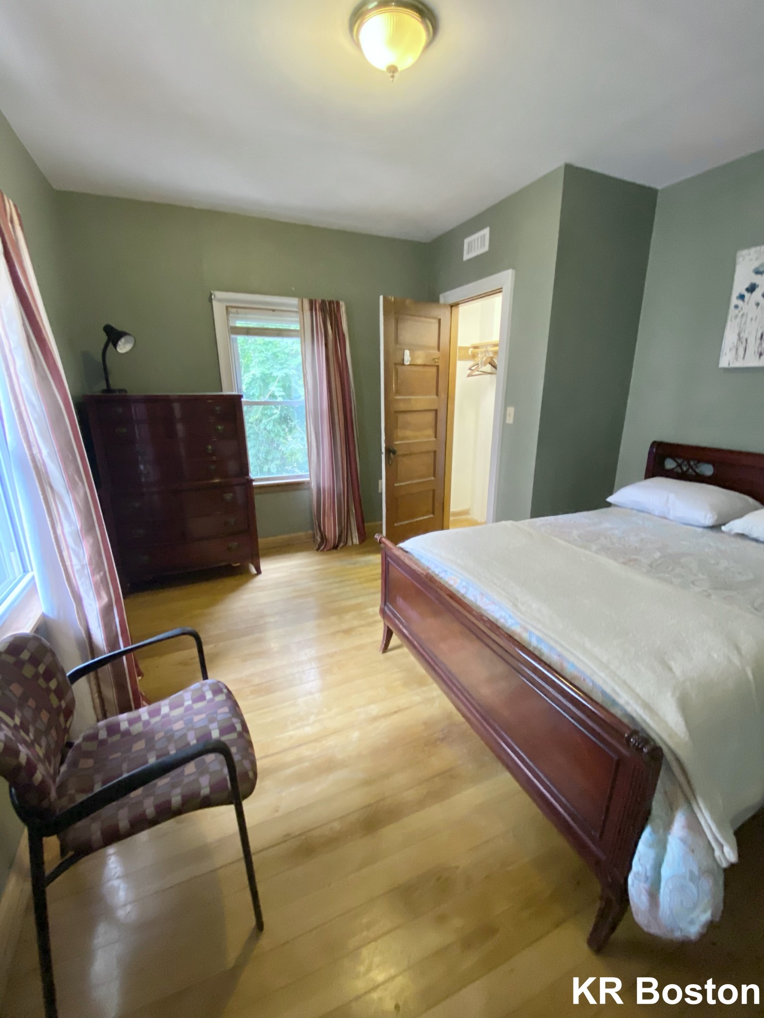 10 Holman St, Allston