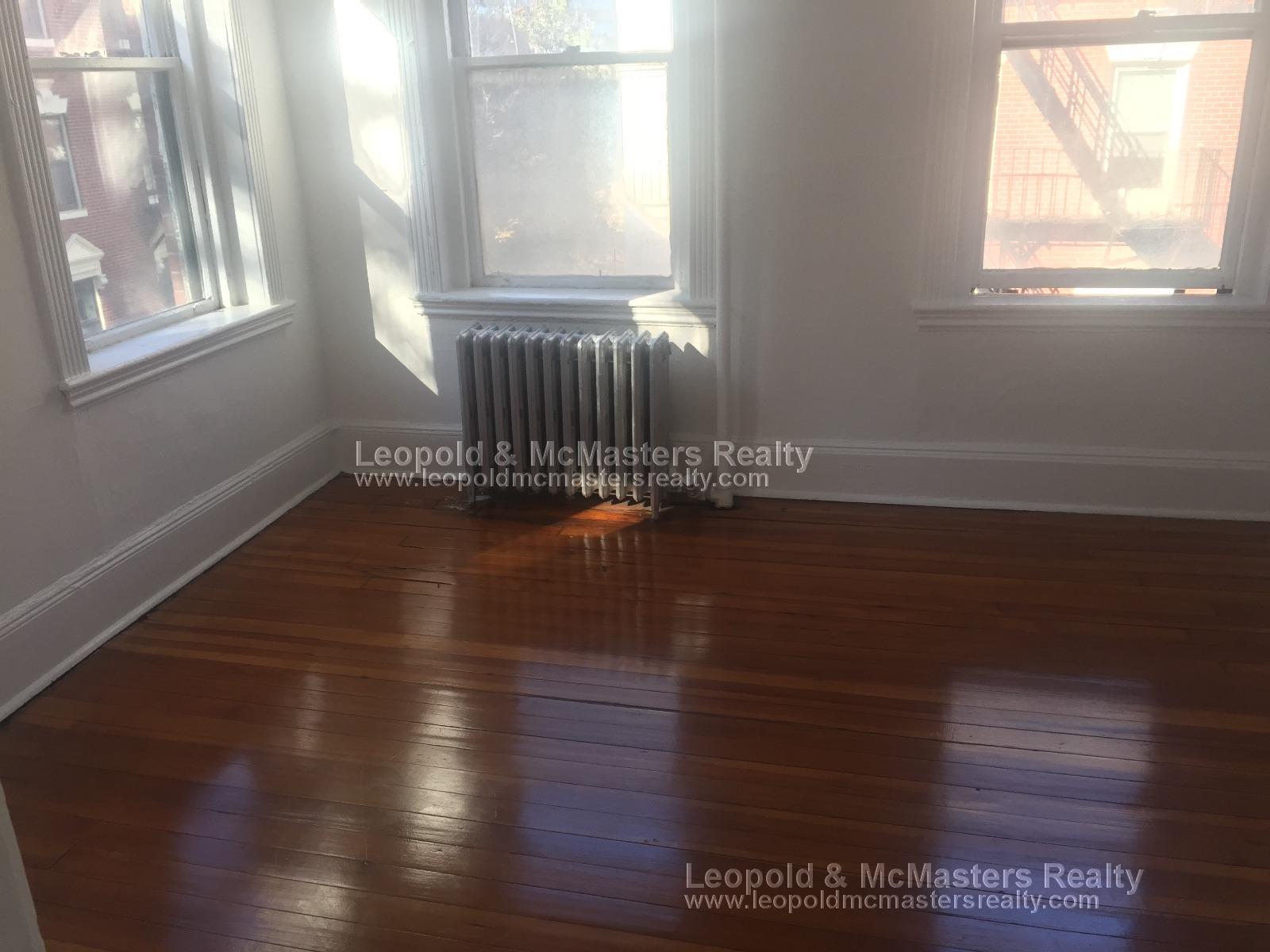 28 Grove St, Beacon Hill