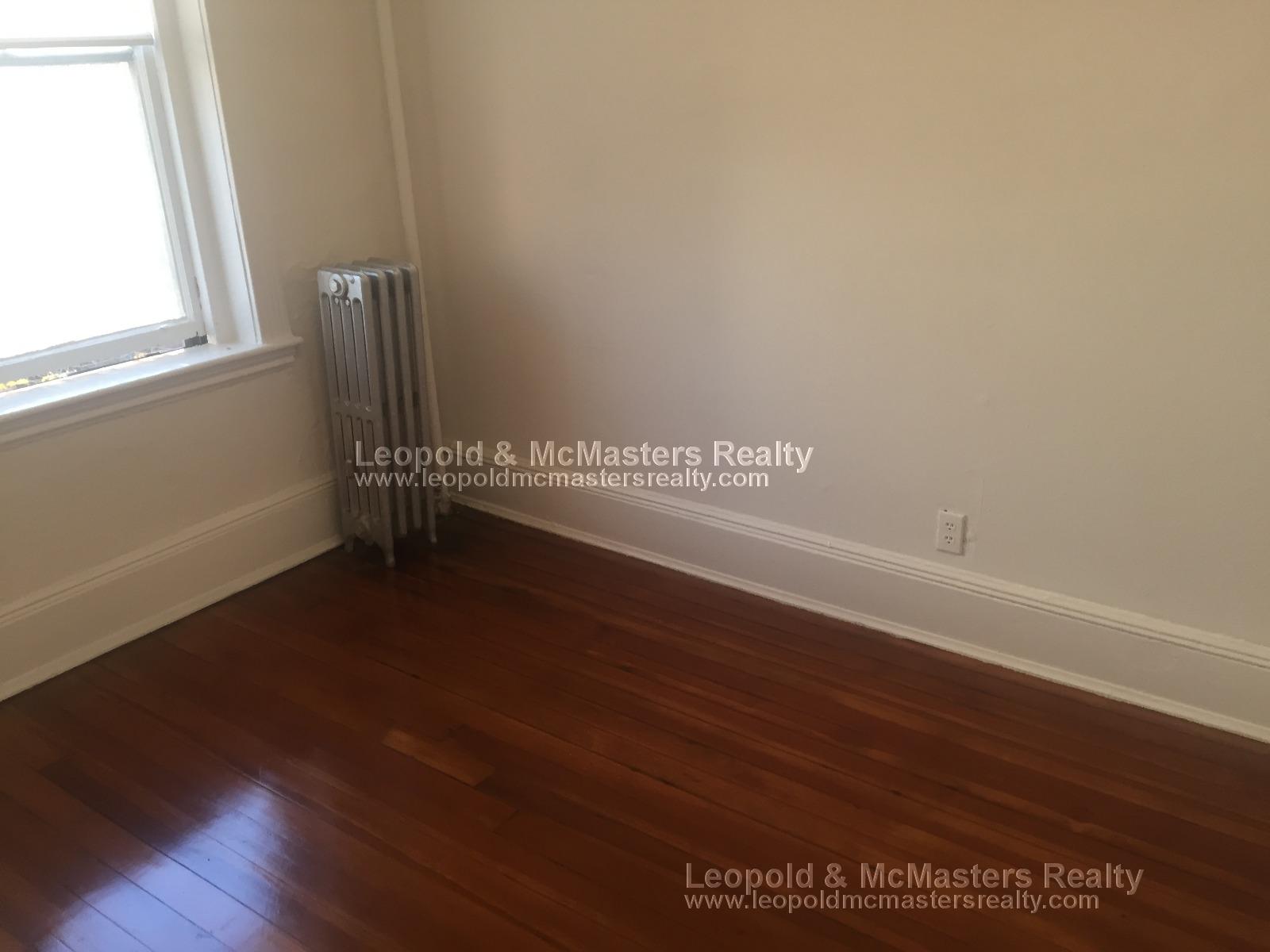 28 Grove St, Beacon Hill