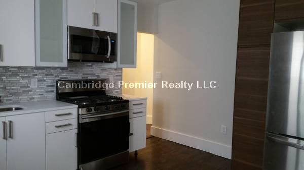 1556 Cambridge St, Harvard Square