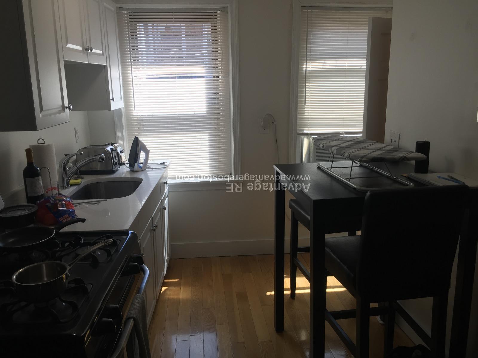 10 Wiget St, North End