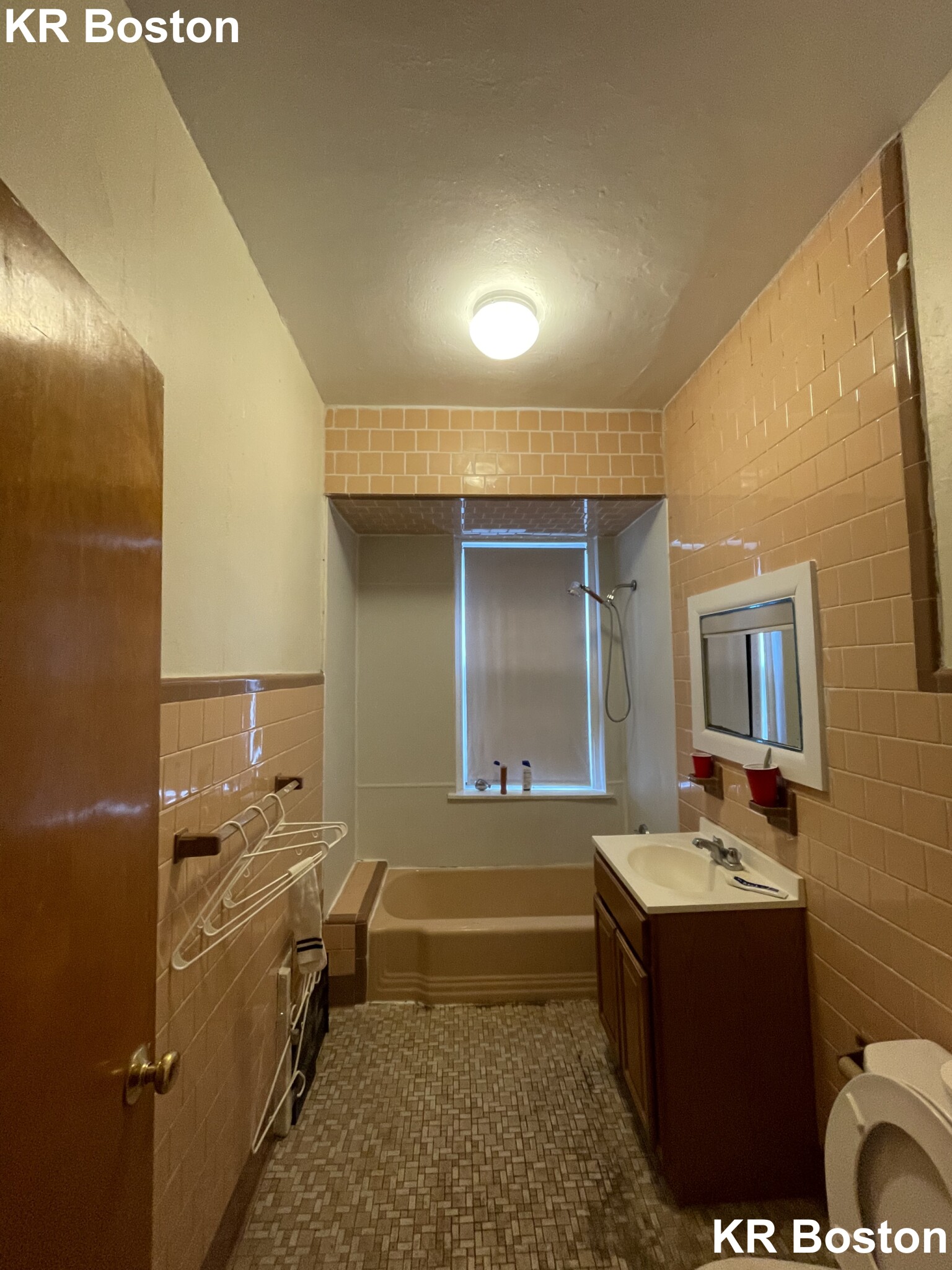 1821 Beacon St, Chestnut Hill