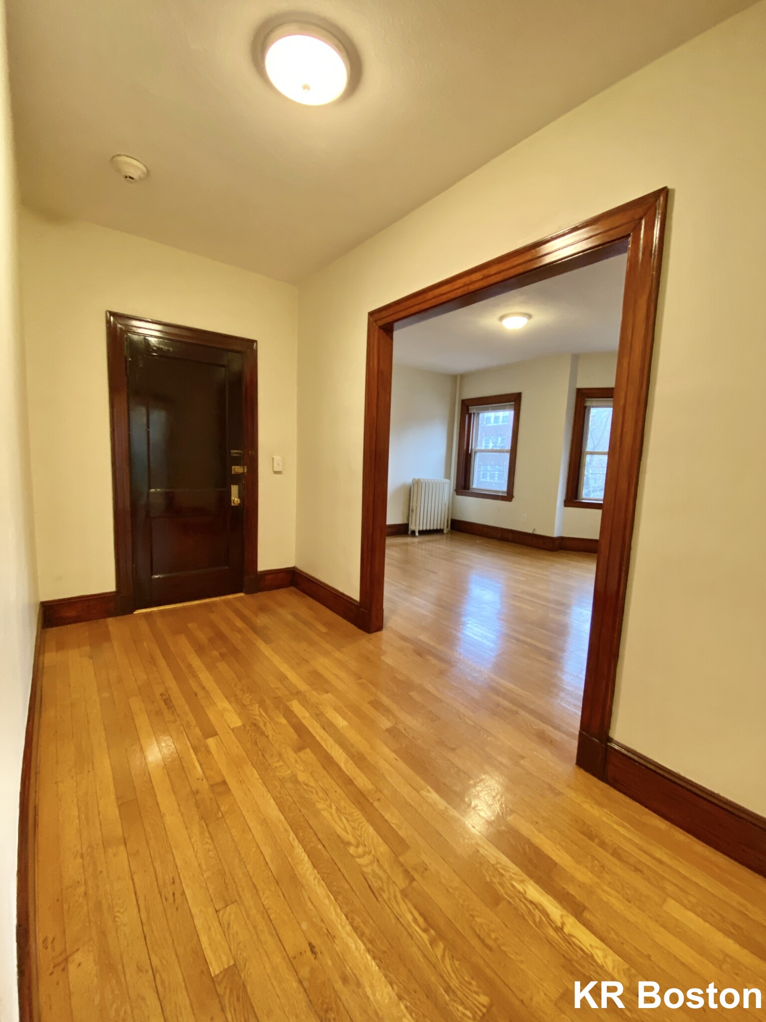 156 Summer St, Winter Hill