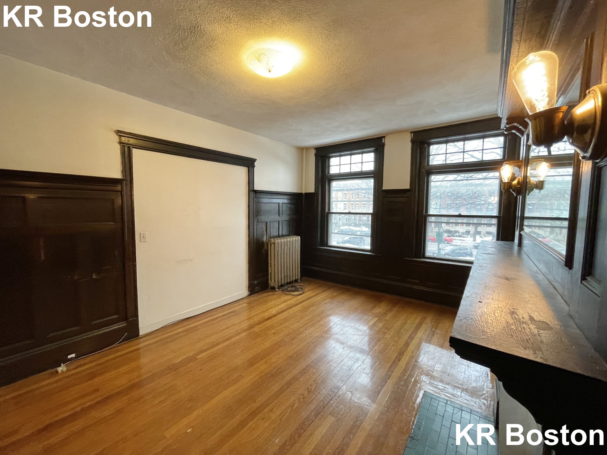 1908 Beacon St, Chestnut Hill